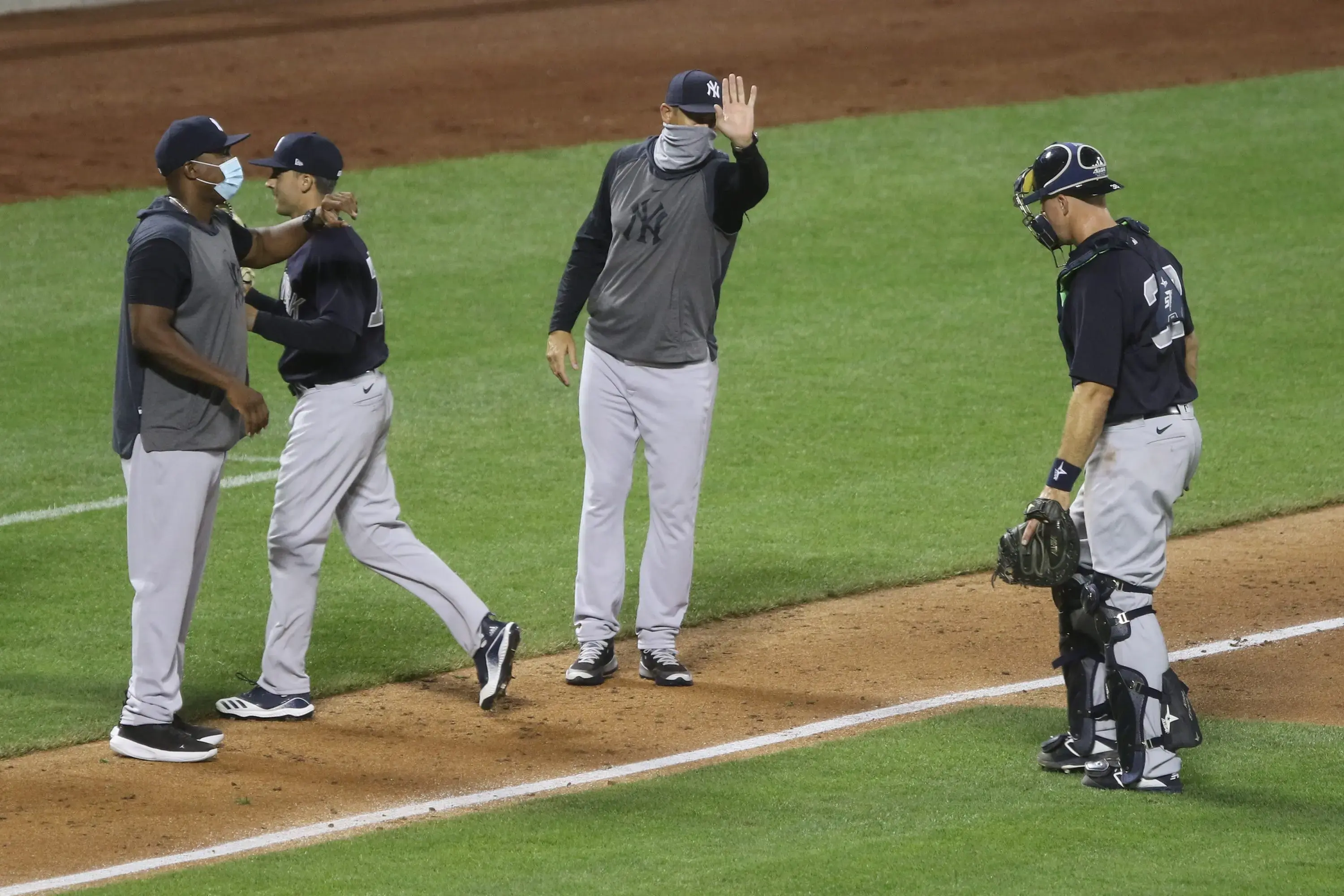 Yankee manager Aaron Boone congratulates his team aye the end of the game. The New York Yankees came to Citi Field on July 18, 2020 to play the New York Mets in an exhibition game, a prelude to the opening game of the shortened season. The New York Yankees Came To Citi Field On July 18 2020 To Play The New York Mets In An Exhibition Game A Prelude To The Opening Game Of The Shortened Season / © Chris Pedota, NorthJersey.com via Imagn Content Services, LLC