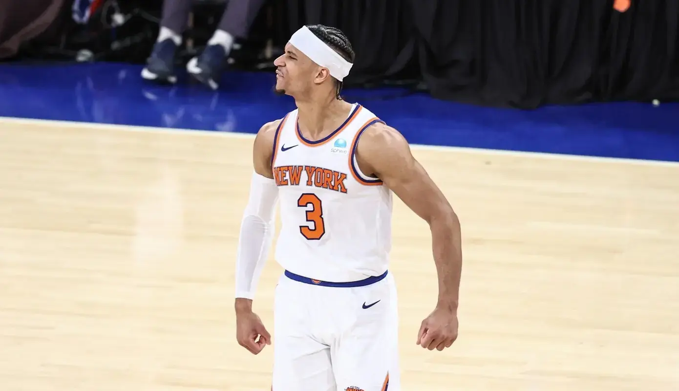 New York Knicks guard Josh Hart (3) celebrates after making a three-point shot in the fourth quarter against the Philadelphia 76ers in game one of the first round for the 2024 NBA playoffs at Madison Square Garden. / Wendell Cruz-USA TODAY Sports