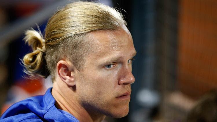 Sep 25, 2019; New York City, NY, USA; New York Mets starting pitcher Noah Syndergaard (34) in the dugout in the during game against the Miami Marlins at Citi Field. / Noah K. Murray/USA TODAY Sports