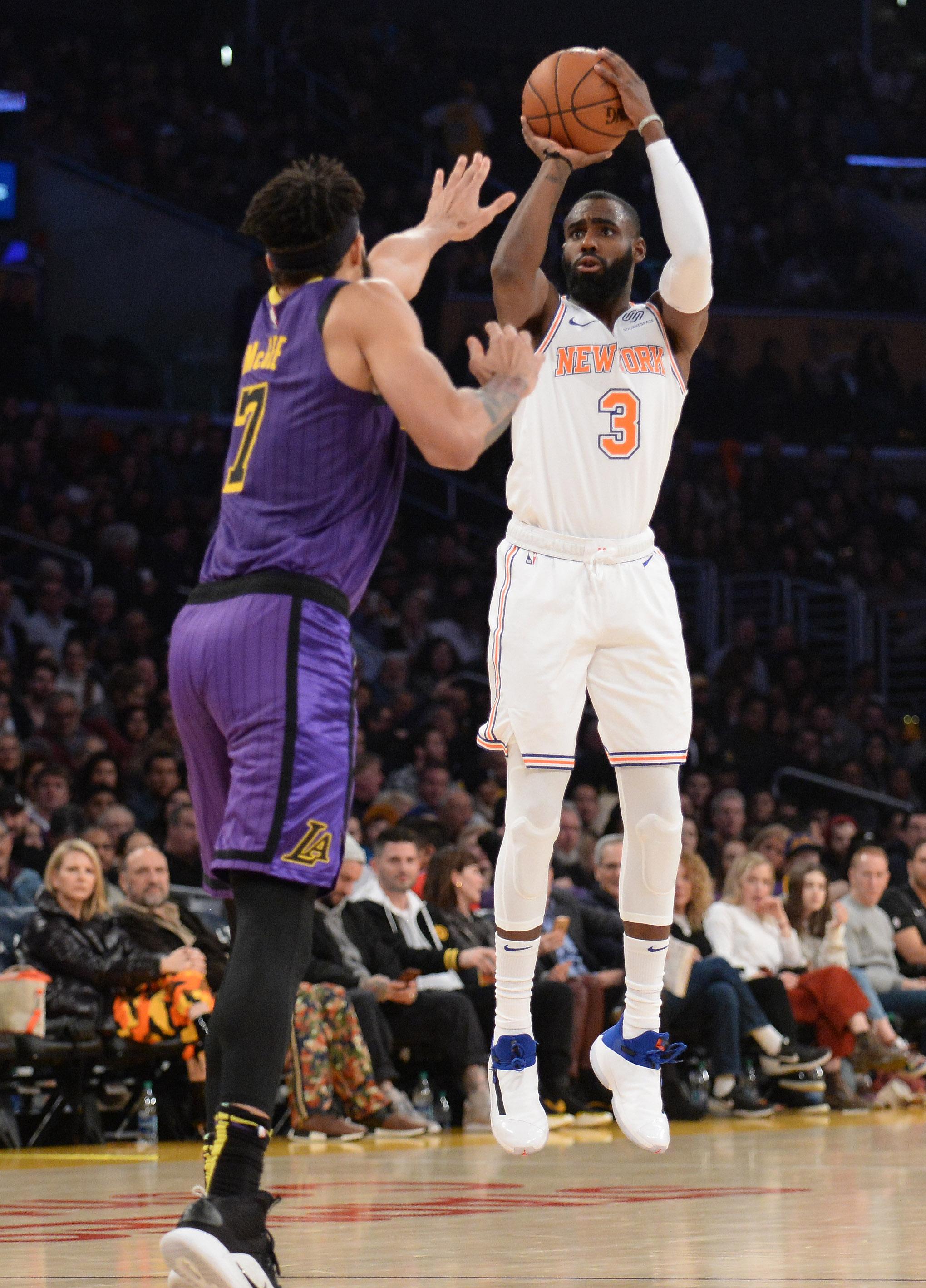 Knicks celebrate win over Lakers with James Dolan 'like it's a Super Bowl'