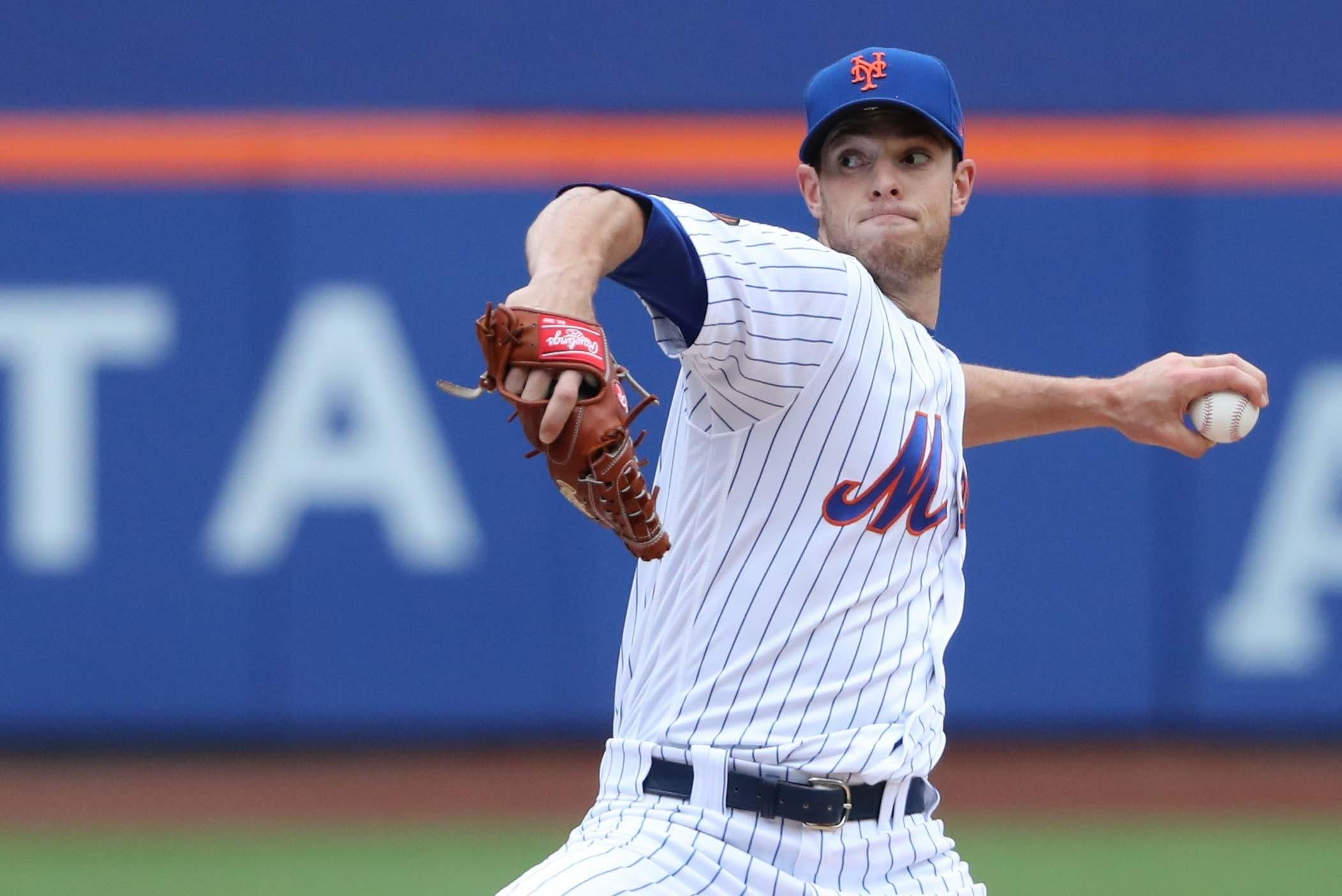 Jun 3, 2018; New York City, NY, USA; New York Mets starting pitcher Steven Matz (32) pitches during the first inning against the Chicago Cubs at Citi Field. Mandatory Credit: Anthony Gruppuso-USA TODAY Sports / Anthony Gruppuso