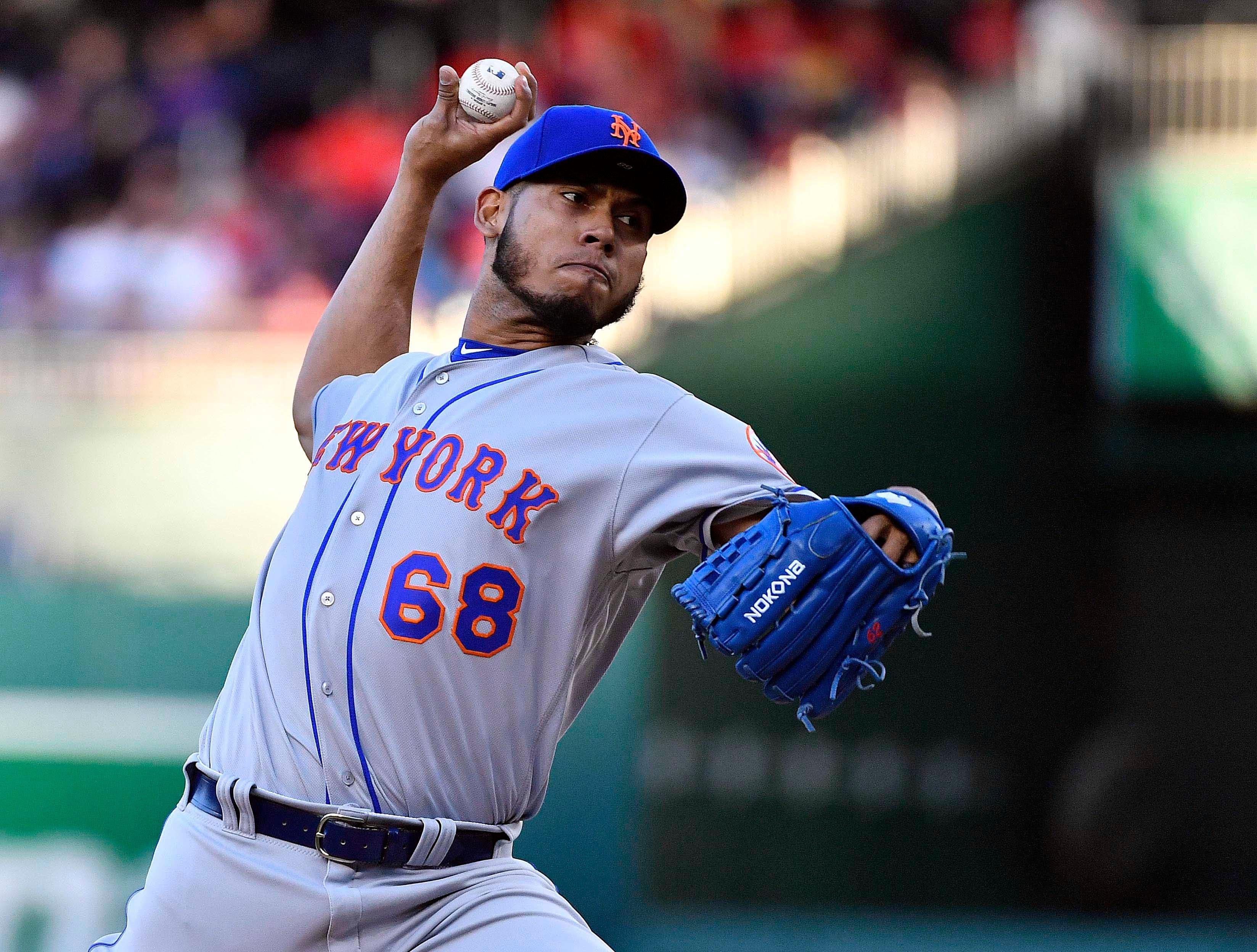 May 15, 2019; Washington, DC, USA; New York Mets pitcher Wilmer Font (68) throws to the Washington Nationals during the first inning at Nationals Park. Mandatory Credit: Brad Mills-USA TODAY Sports / Brad Mills