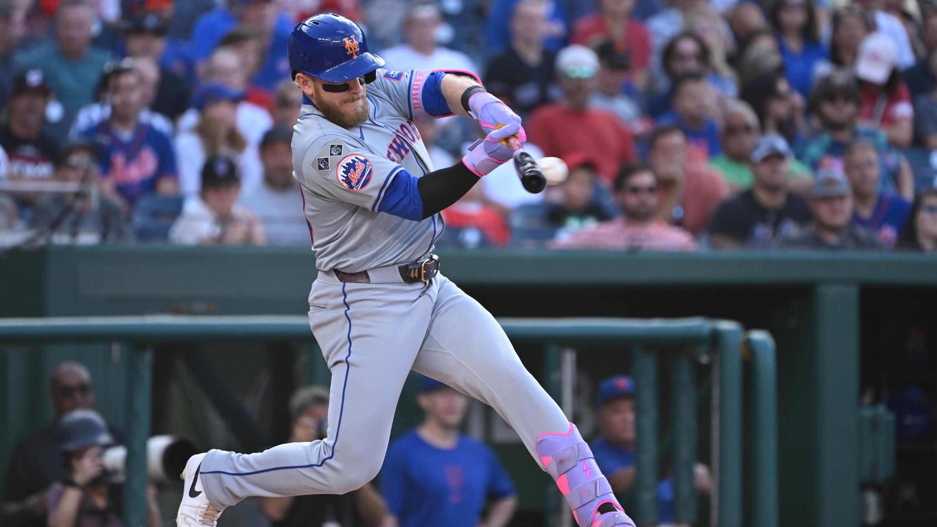 Mets score six runs in 10th inning to beat Nationals, 9-7, in extras