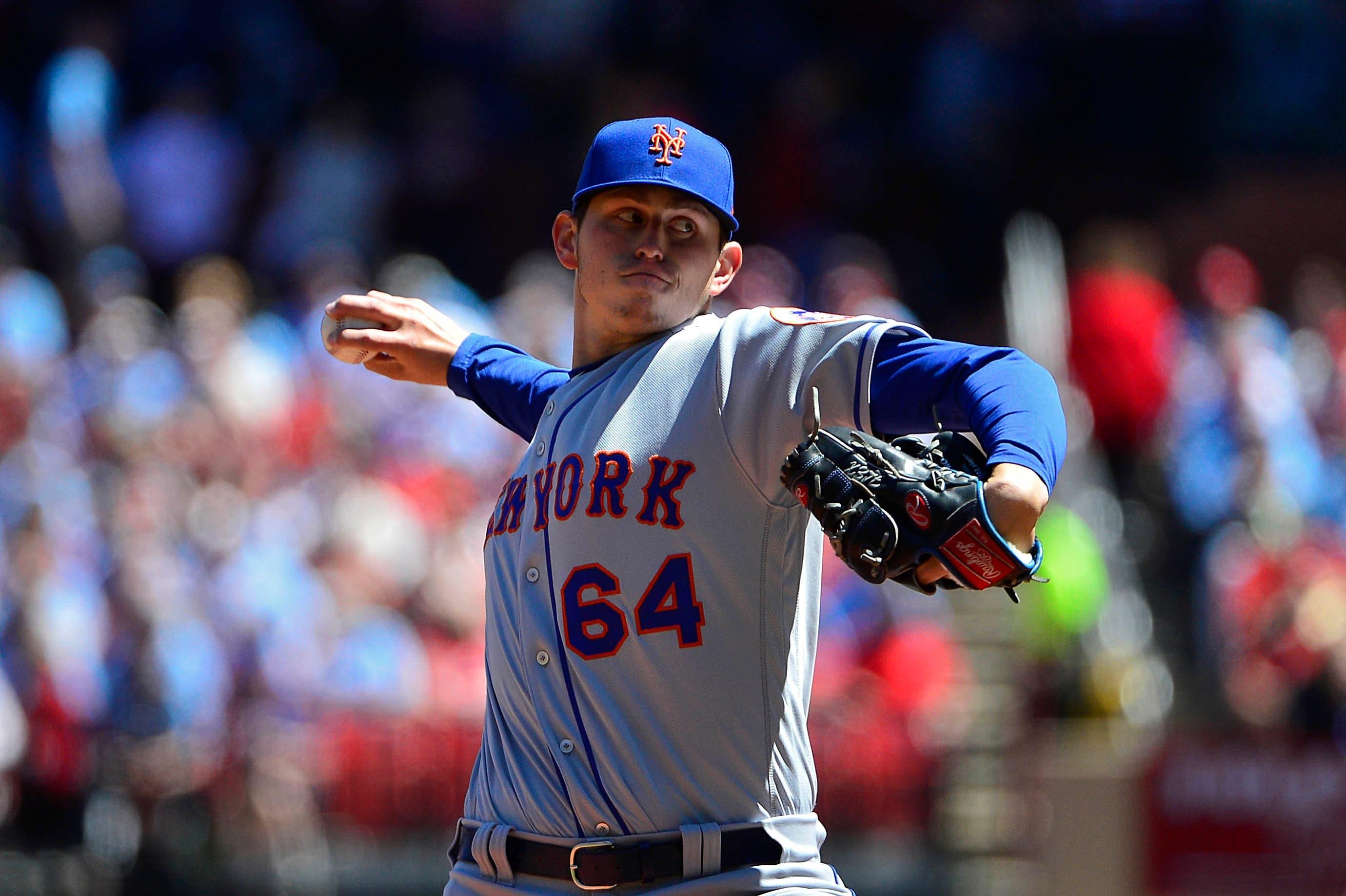 Apr 20, 2019; St. Louis, MO, USA; New York Mets starting pitcher Chris Flexen (64) pitches during the first inning against the St. Louis Cardinals at Busch Stadium. Mandatory Credit: Jeff Curry-USA TODAY Sports / Jeff Curry