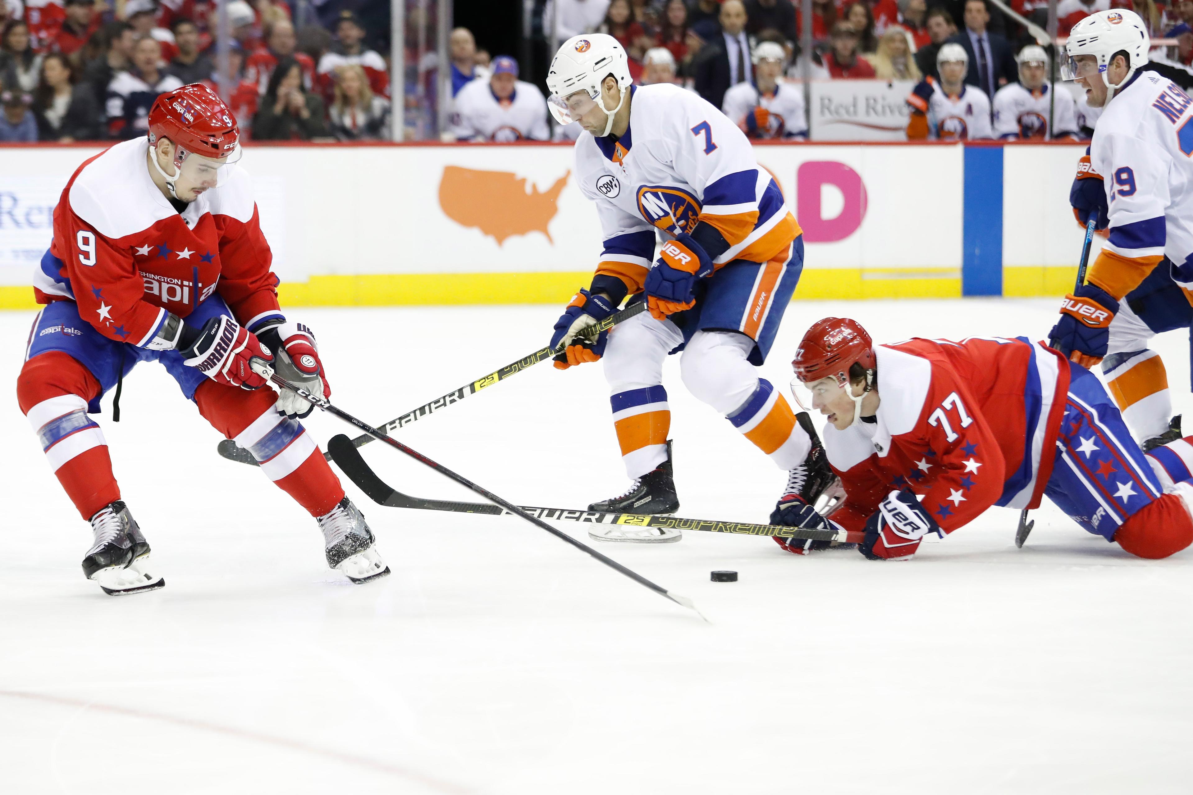 Islanders on 4-game win streak after shutting out Capitals, 2-0