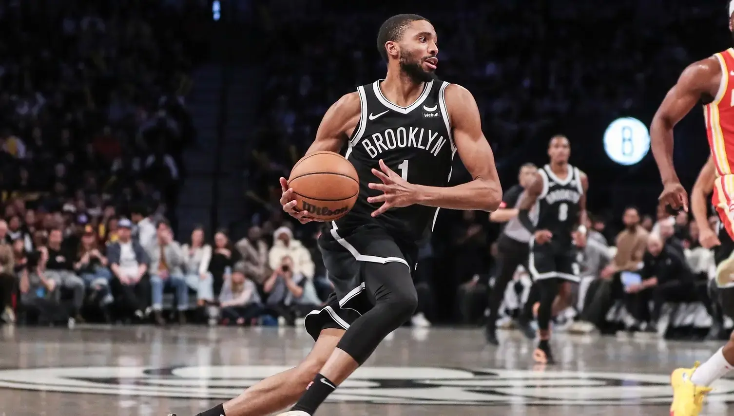Brooklyn Nets forward Mikal Bridges (1) drives to the basket in the third quarter against the Atlanta Hawks at Barclays Center. / Wendell Cruz-USA TODAY Sports