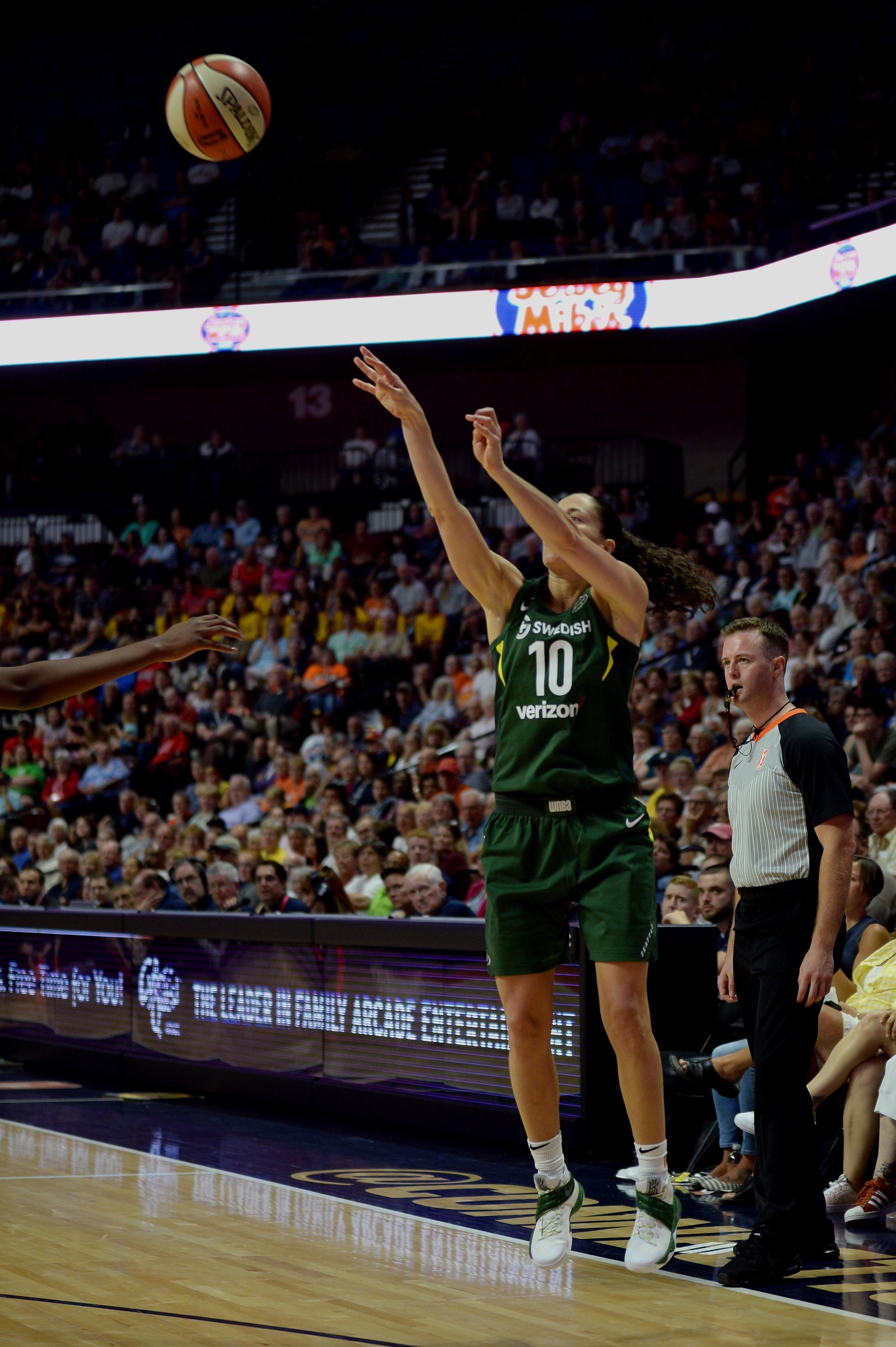 Seattle Storm guard Sue Bird