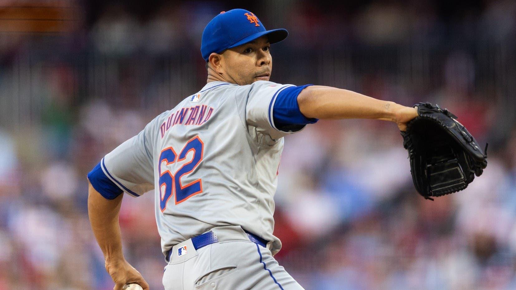 May 16, 2024; Philadelphia, Pennsylvania, USA; New York Mets pitcher Jose Quintana (62) throws a pitch during the second inning against the Philadelphia Phillies at Citizens Bank Park. / Bill Streicher-Imagn Images