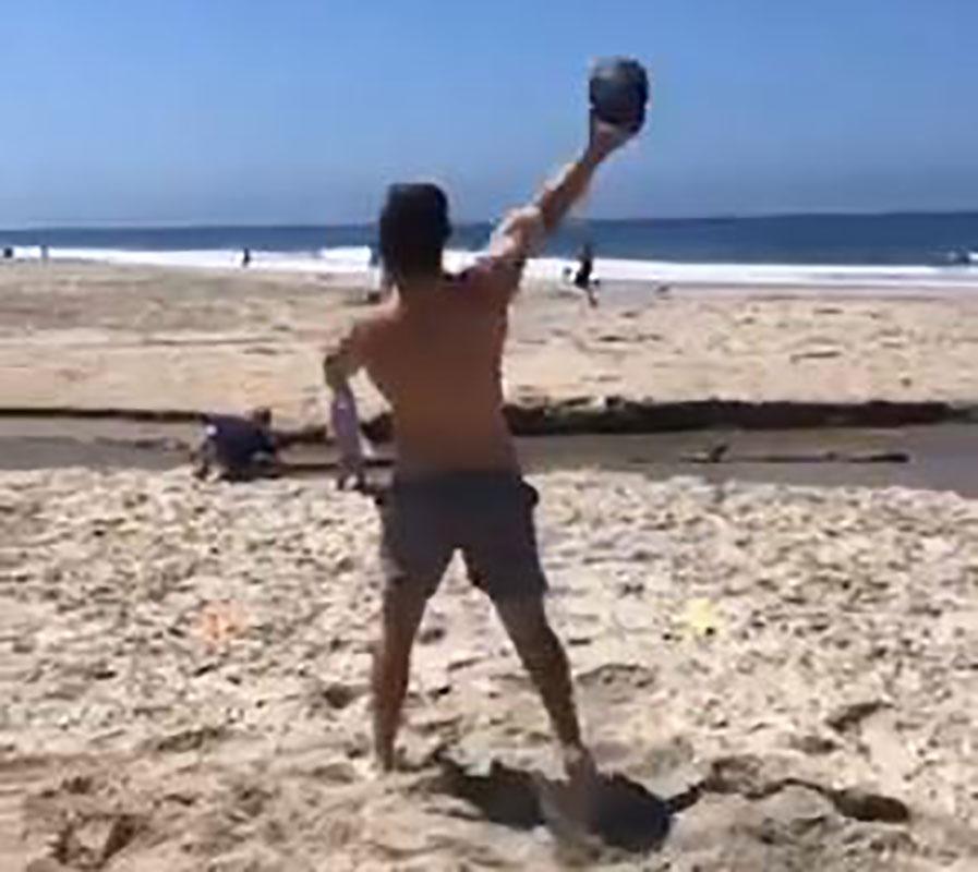 SEE IT: Jets QB Sam Darnold hits the beach for some passing drills