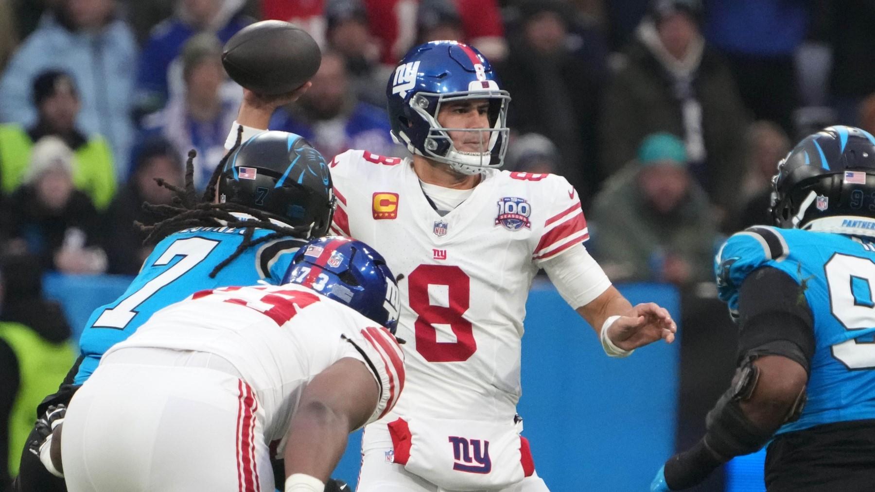 Giants' Daniel Jones laments two-interception performance in loss to Panthers: 'Turnovers today killed us'