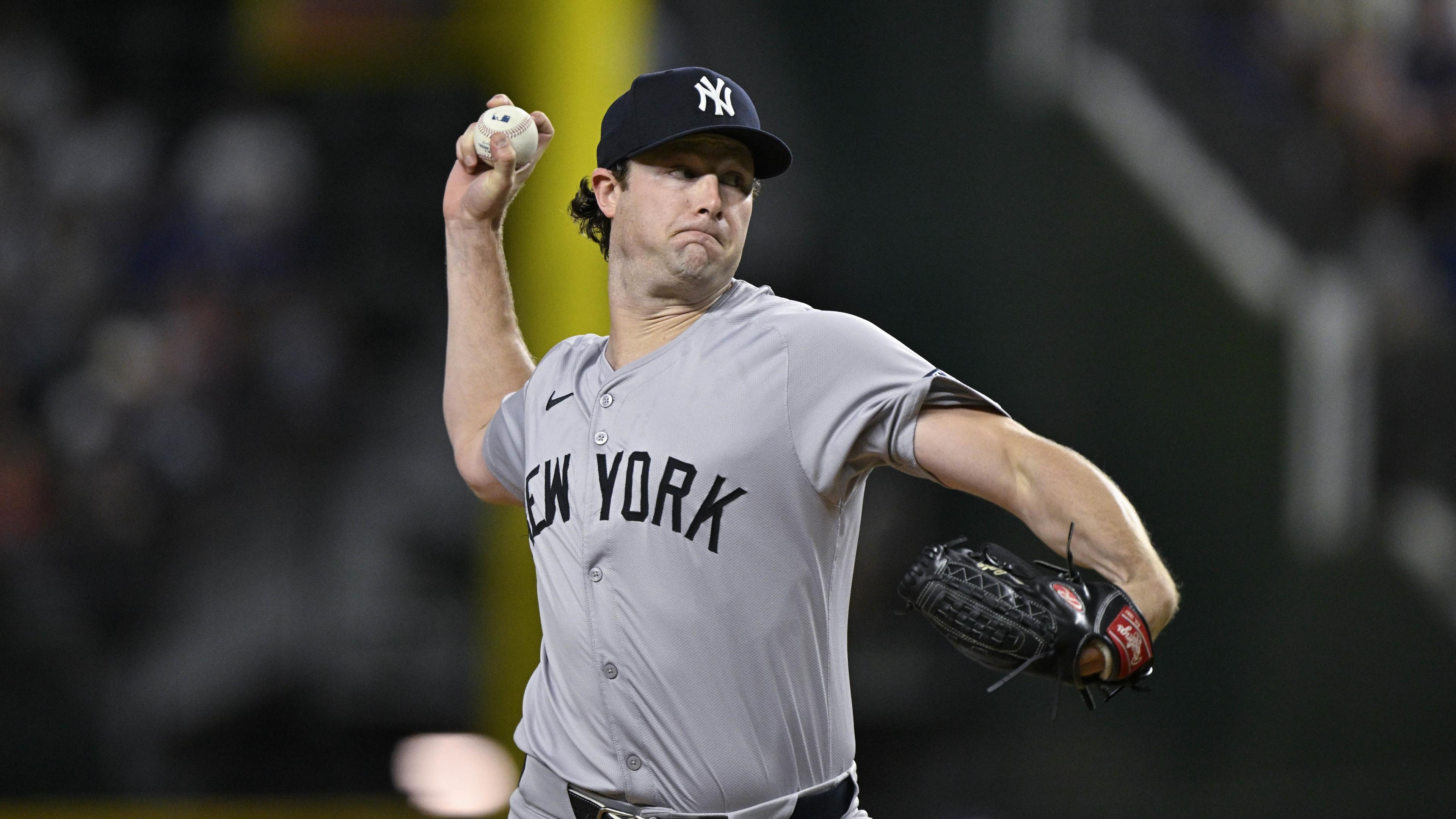 Gerrit Cole, Gleyber Torres set tone in Yankees' series-opening win at Rangers