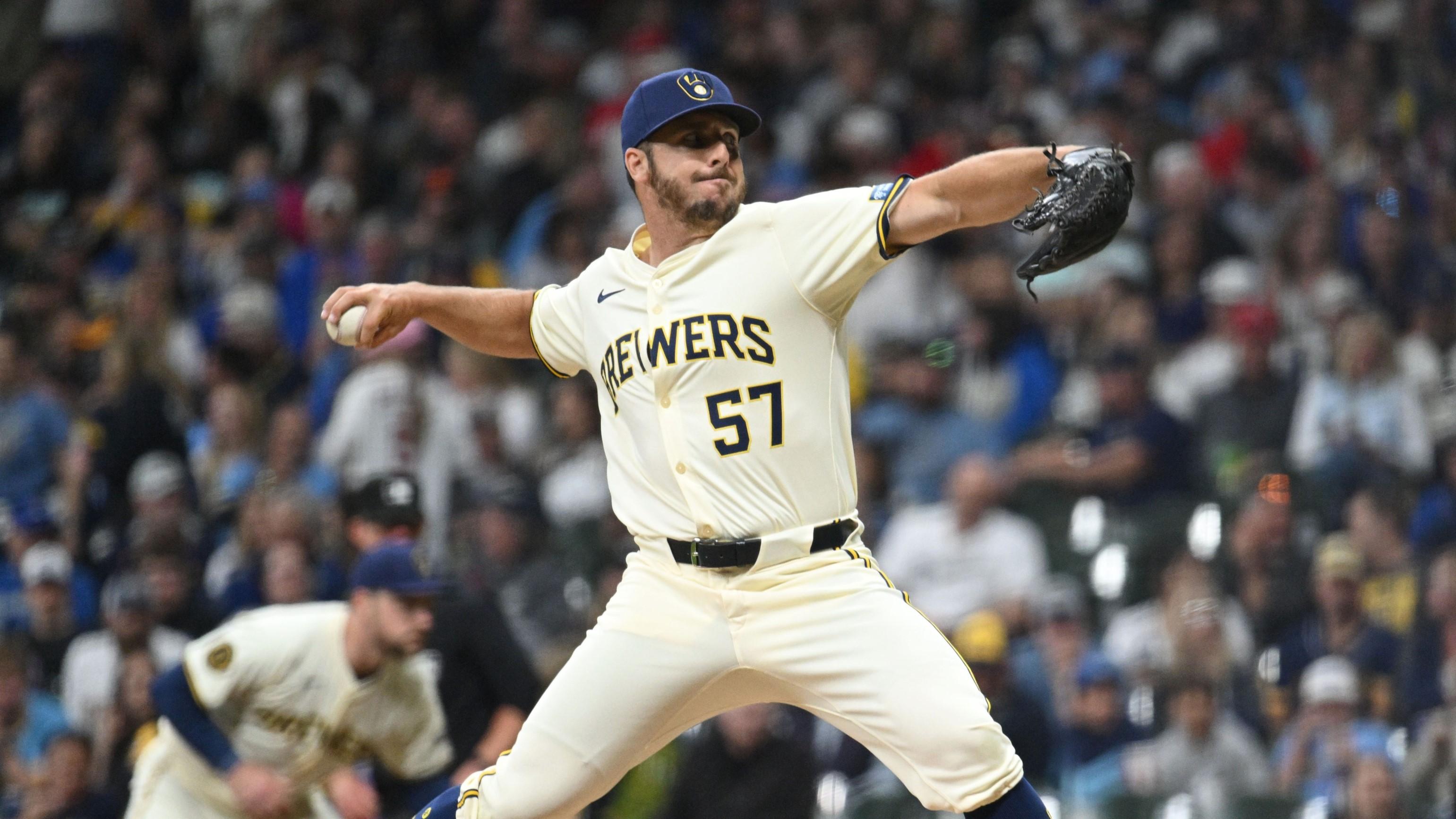 Mets claim reliever Kevin Herget off waivers from Brewers: report