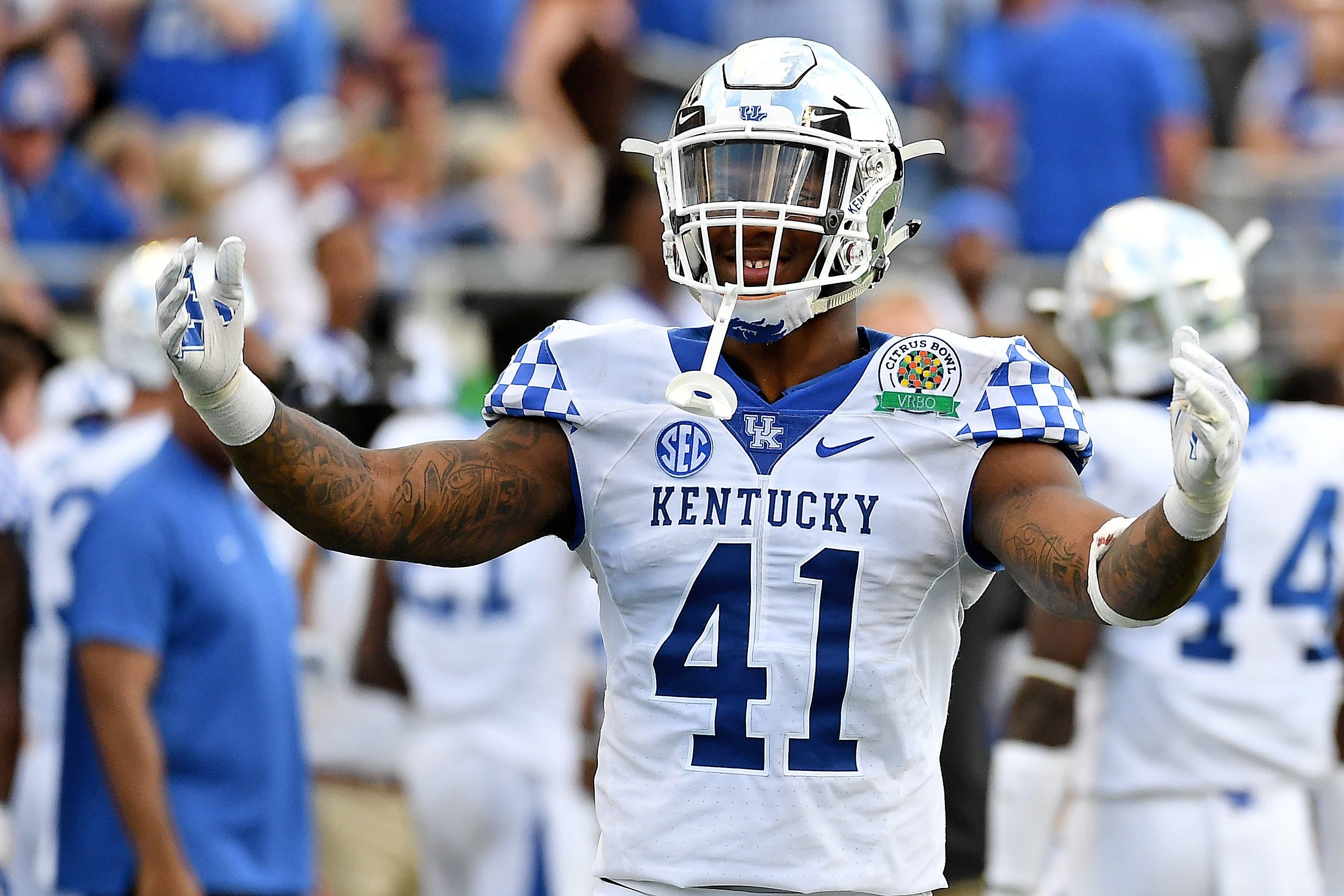 Jan 1, 2019; Orlando, FL, USA; Kentucky Wildcats linebacker Josh Allen (41) reacts to the crowd during the second half against the Penn State Nittany Lions in the 2019 Citrus Bowl at Camping World Stadium. Mandatory Credit: Jasen Vinlove-USA TODAY Sports / Jasen Vinlove