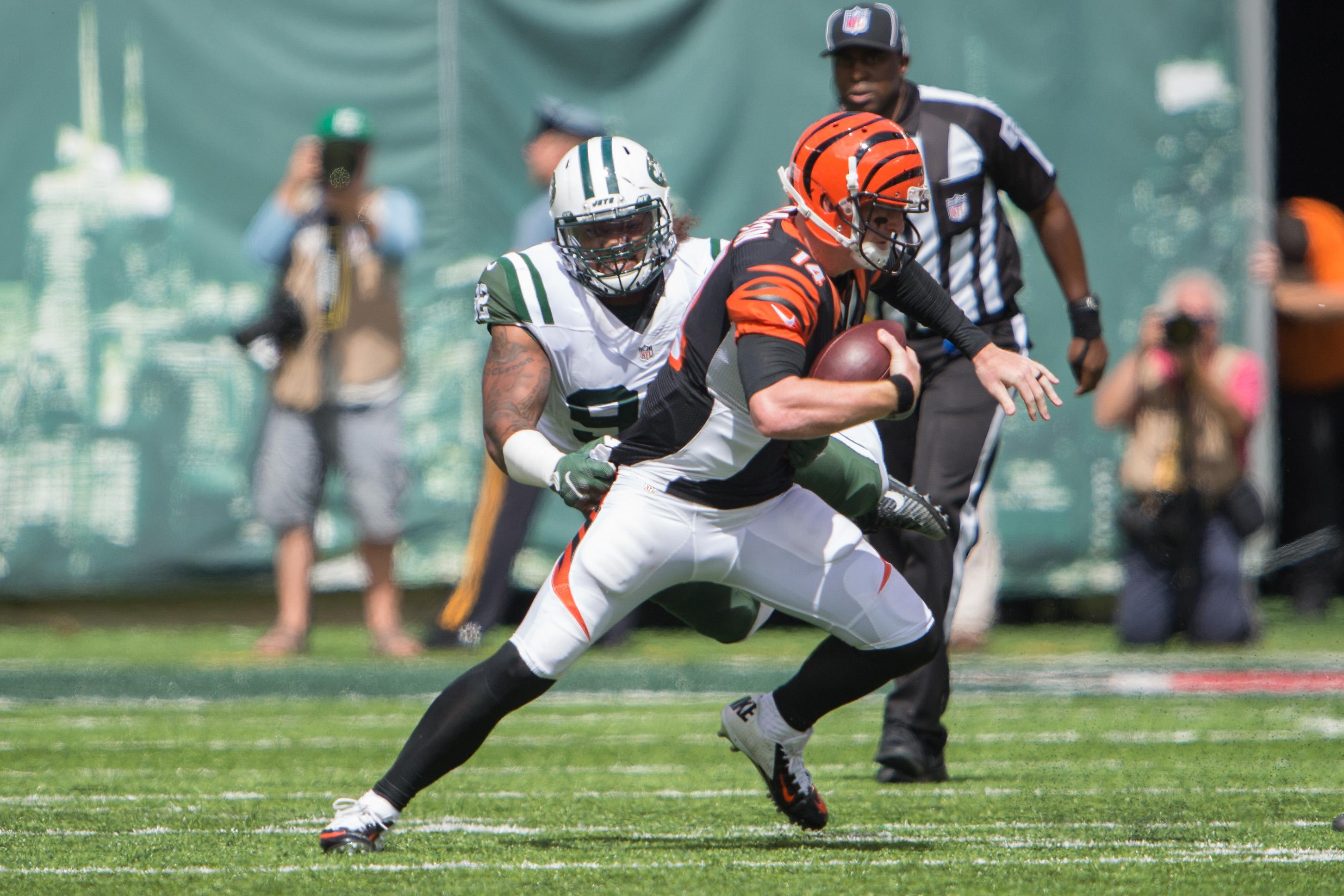 Sep 11, 2016; East Rutherford, NJ, USA; New York Jets defensive tackle Leonard Williams (92) pressures Cincinnati Bengals quarterback Andy Dalton (14) in the first half at MetLife Stadium. Mandatory Credit: William Hauser-USA TODAY Sports