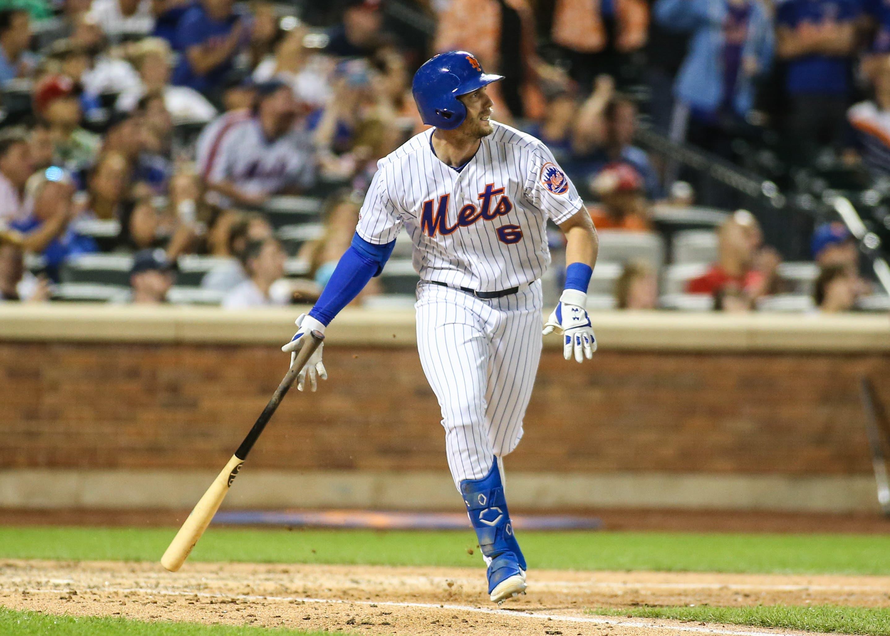 Aug 10, 2019; New York City, NY, USA; New York Mets second baseman Jeff McNeil (6) at Citi Field. Mandatory Credit: Wendell Cruz-USA TODAY Sports / Wendell Cruz