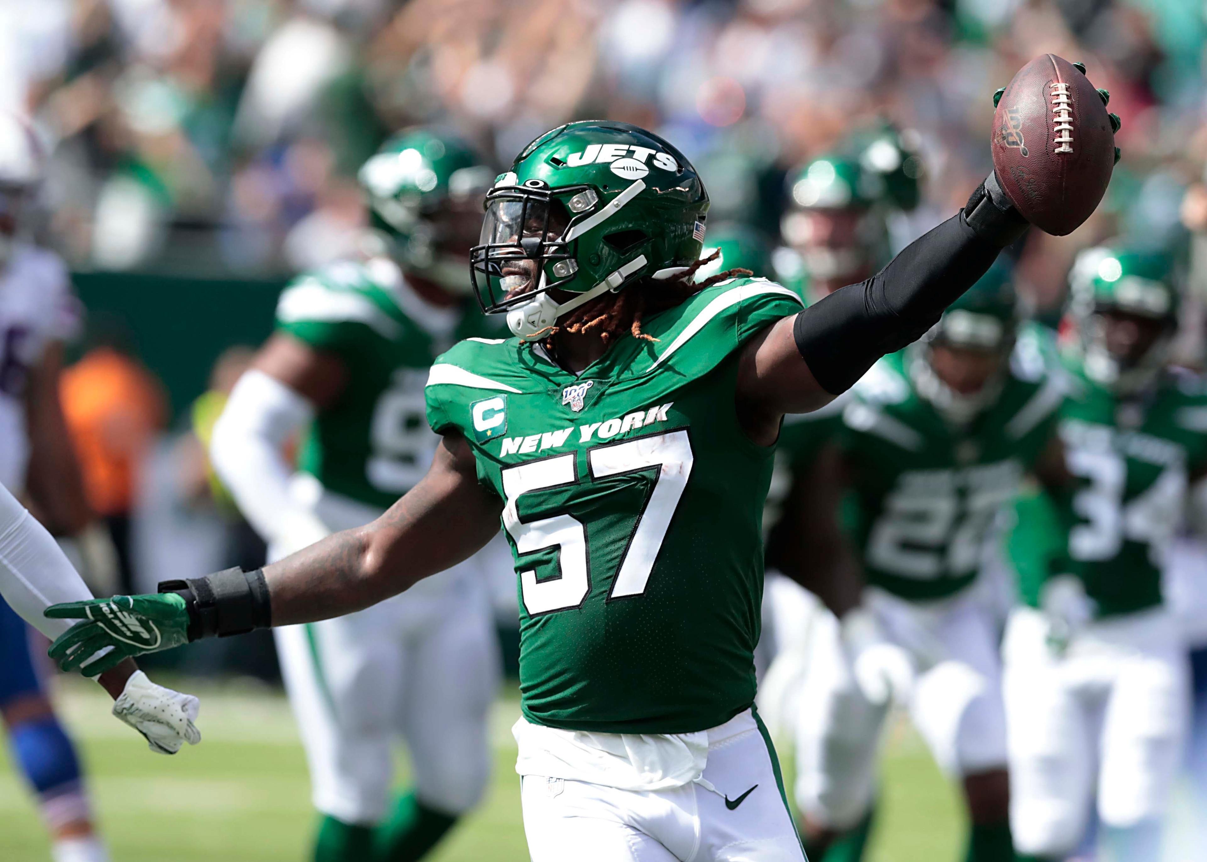 Sep 8, 2019; East Rutherford, NJ, USA; New York Jets inside linebacker C.J. Mosley (57) celebrates after a fumble recovery during the first half against the Buffalo Bills at MetLife Stadium. Mandatory Credit: Vincent Carchietta-USA TODAY Sports / Vincent Carchietta