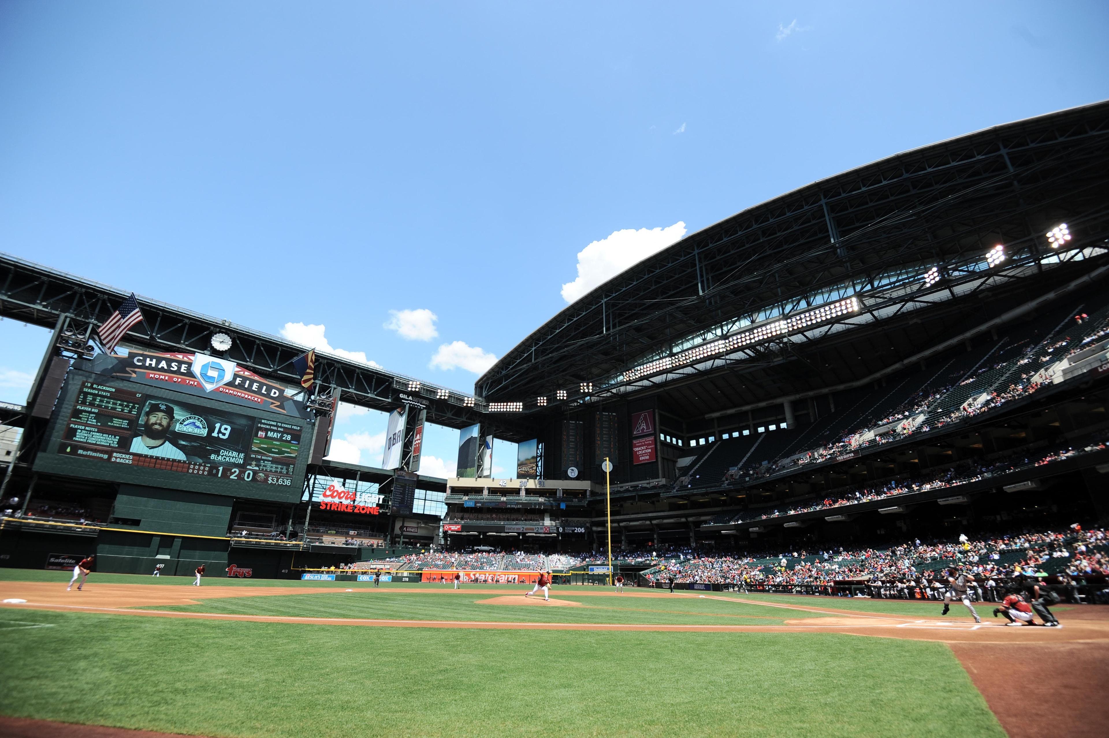 May 1, 2016; Phoenix, AZ, USA; A general view of game action during the first inning between the Arizona Diamondbacks and the Colorado Rockies at Chase Field. Mandatory Credit: Joe Camporeale-USA TODAY Sports / Joe Camporeale