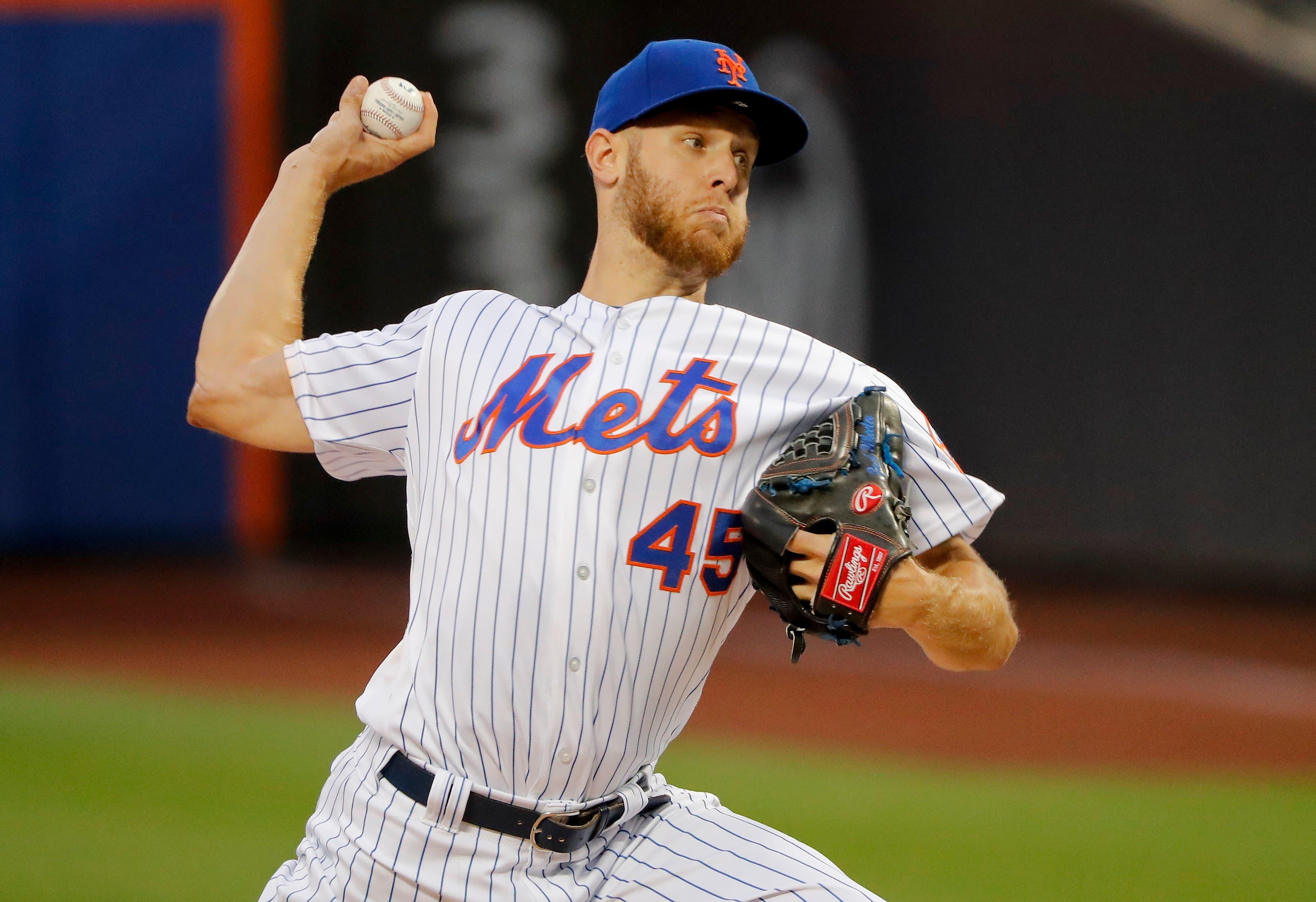 New York Mets starting pitcher Zack Wheeler delivers against the Pittsburgh Pirates during the first inning. / AP