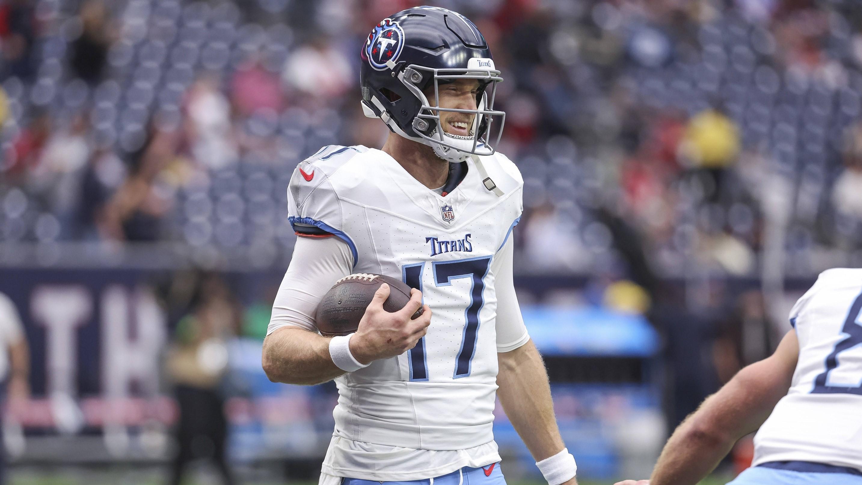Dec 31, 2023; Houston, Texas, USA; Tennessee Titans quarterback Ryan Tannehill (17) before the game against the Houston Texans at NRG Stadium. / Troy Taormina-USA TODAY Sports