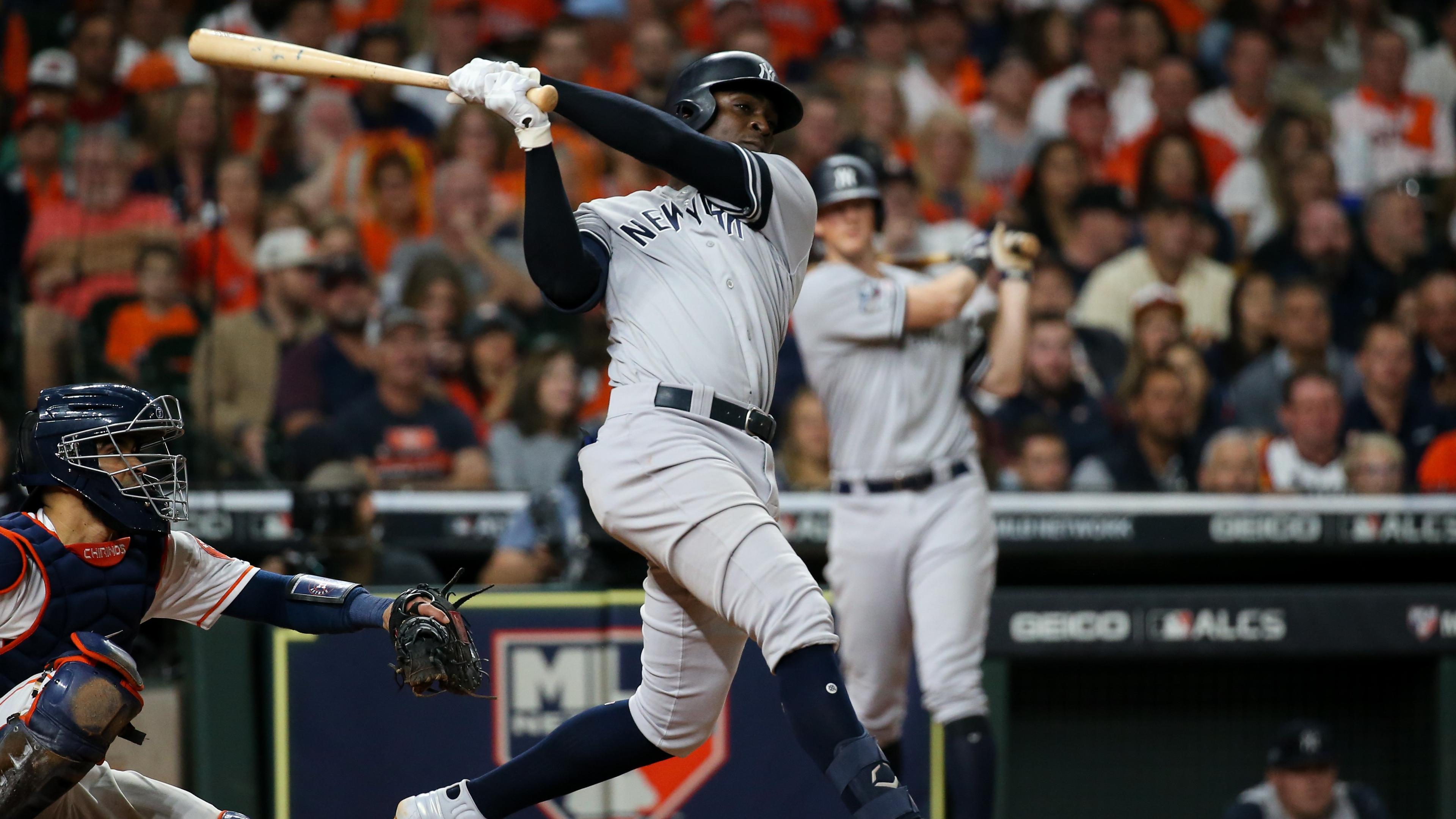 New York Yankees shortstop Didi Gregorius (18) singles against the Houston Astros in the seventh inning in game one of the 2019 ALCS playoff baseball series at Minute Maid Park. / Troy Taormina-USA TODAY Sports