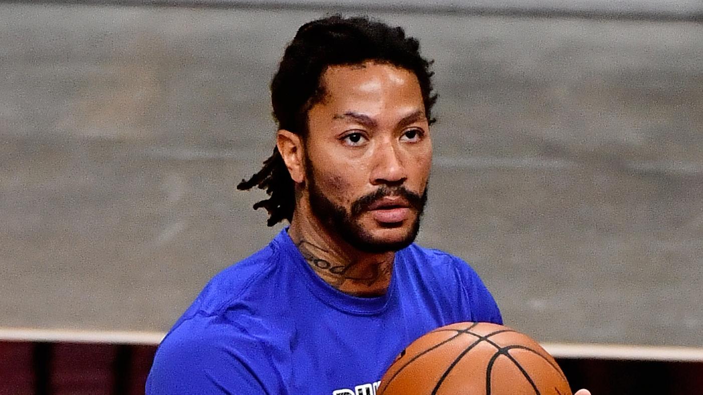 Feb 9, 2021; Miami, Florida, USA; New York Knicks guard Derrick Rose (4) warms up prior to the game against the Miami Heat at American Airlines Arena. Mandatory Credit: Jasen Vinlove-USA TODAY Sports / © Jasen Vinlove-USA TODAY Sports