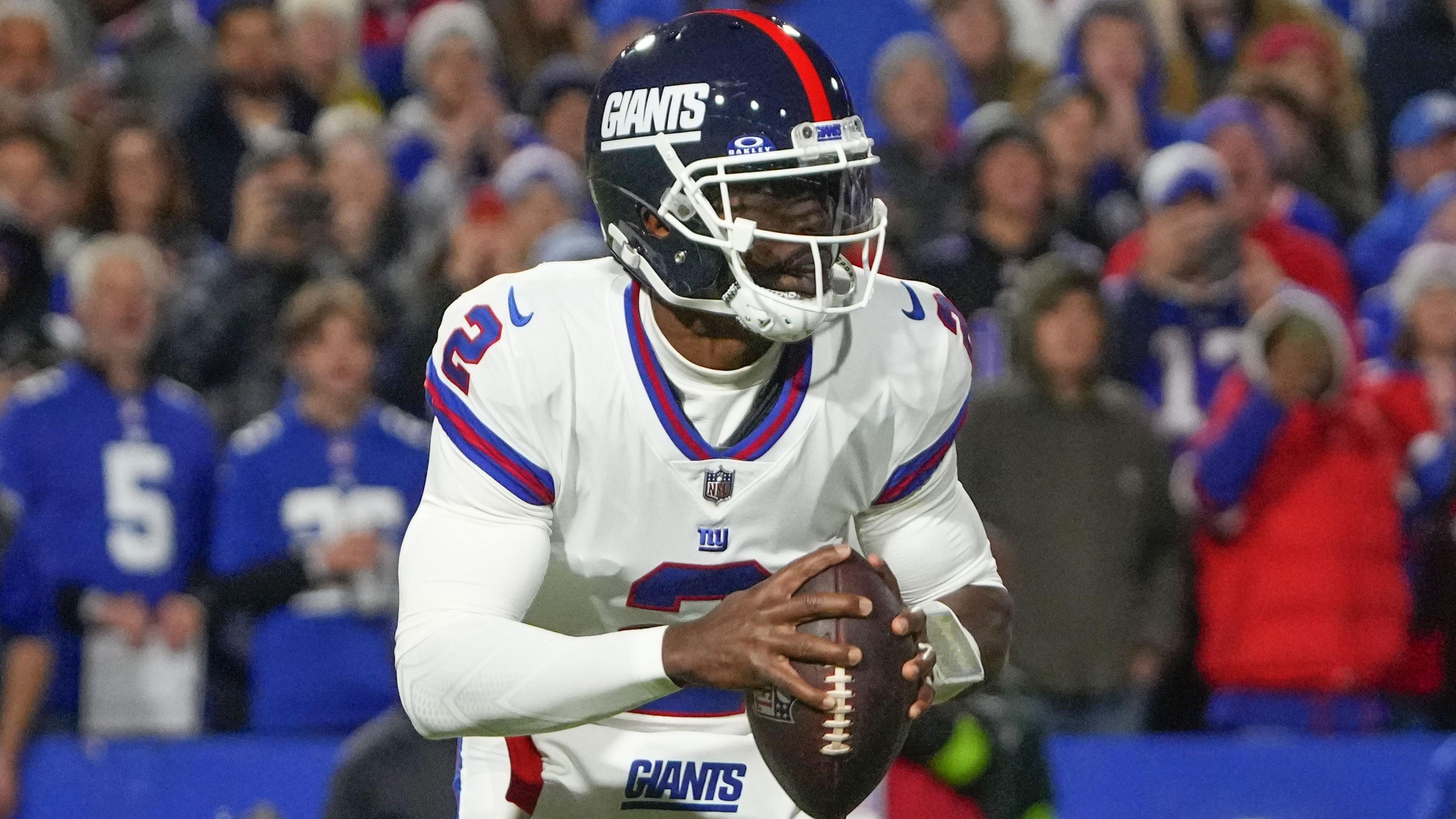 Oct 15, 2023; Orchard Park, New York, USA; New York Giants quarterback Tyrod Taylor (2) looks to throw the ball against the Buffalo Bills during the first half at Highmark Stadium. Mandatory Credit: Gregory Fisher-USA TODAY Sports / © Gregory Fisher-USA TODAY Sports