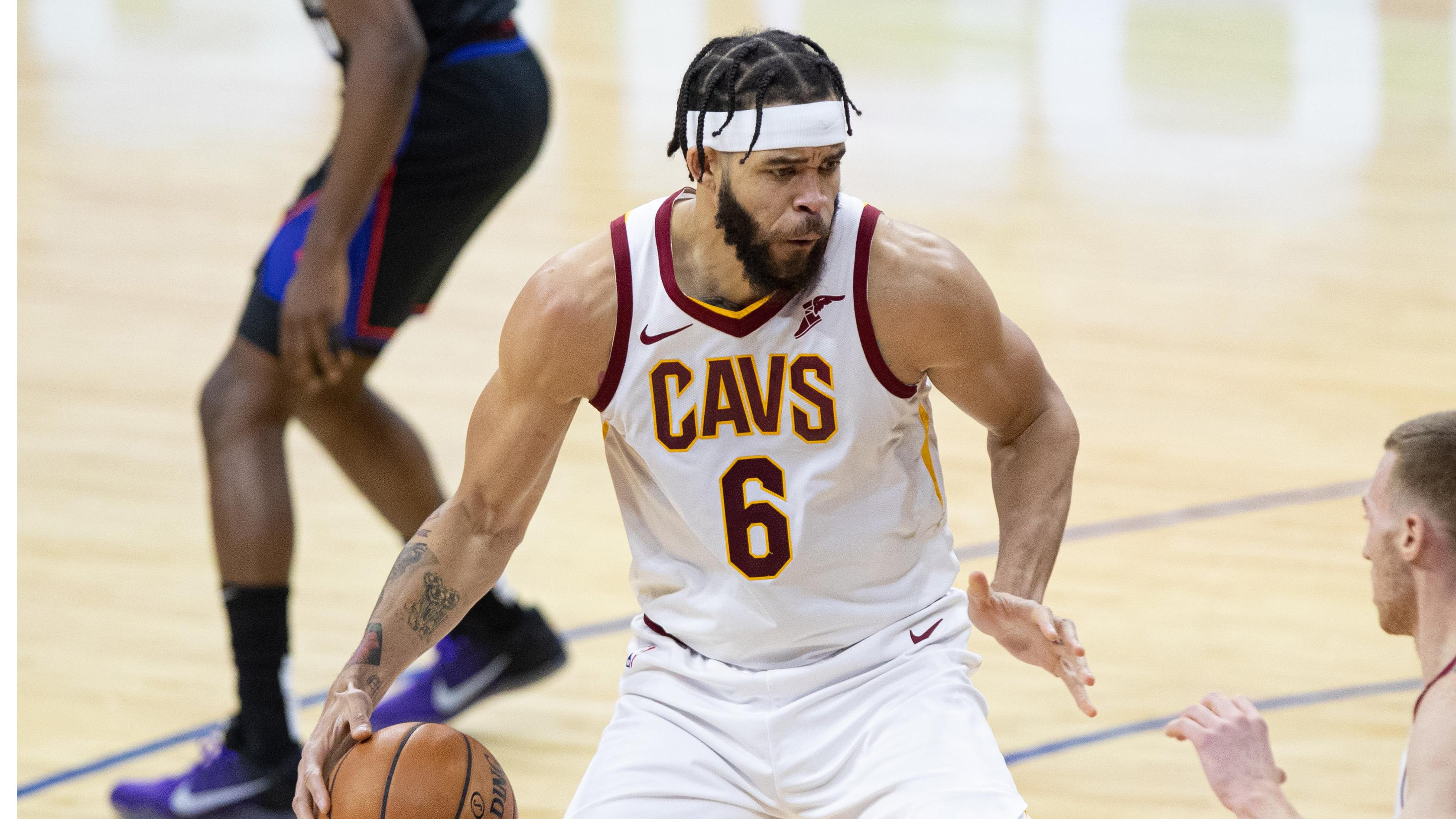 Feb 27, 2021; Philadelphia, Pennsylvania, USA; Cleveland Cavaliers center JaVale McGee (6) dribbles the ball against the Philadelphia 76ers during the first quarter at Wells Fargo Center. / Bill Streicher-USA TODAY Sports