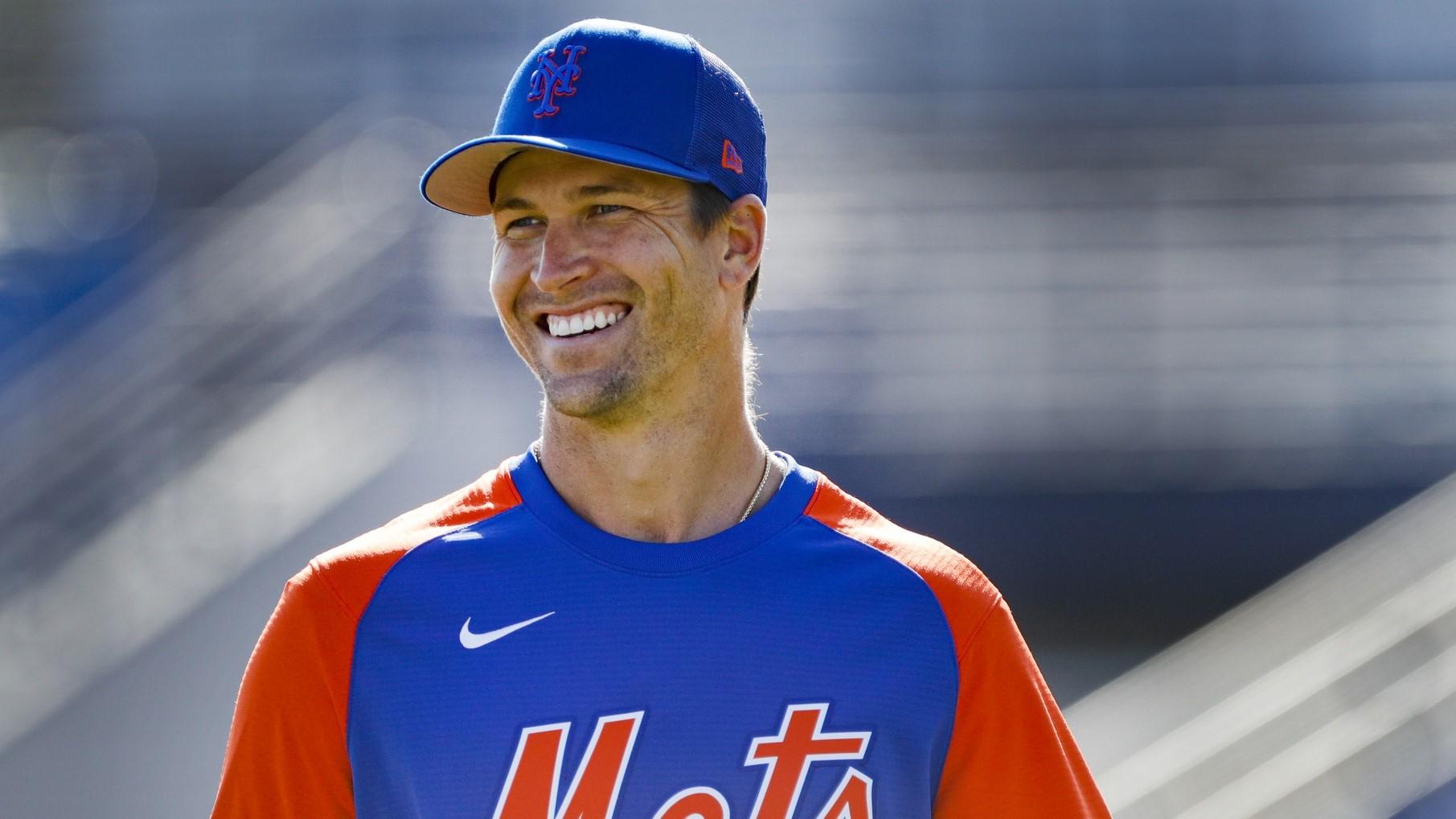 Mar 13, 2022; Port St. Lucie, FL, USA; New York Mets starting pitcher Jacob deGrom (48) reacts after working out during spring training. / Sam Navarro-USA TODAY Sports