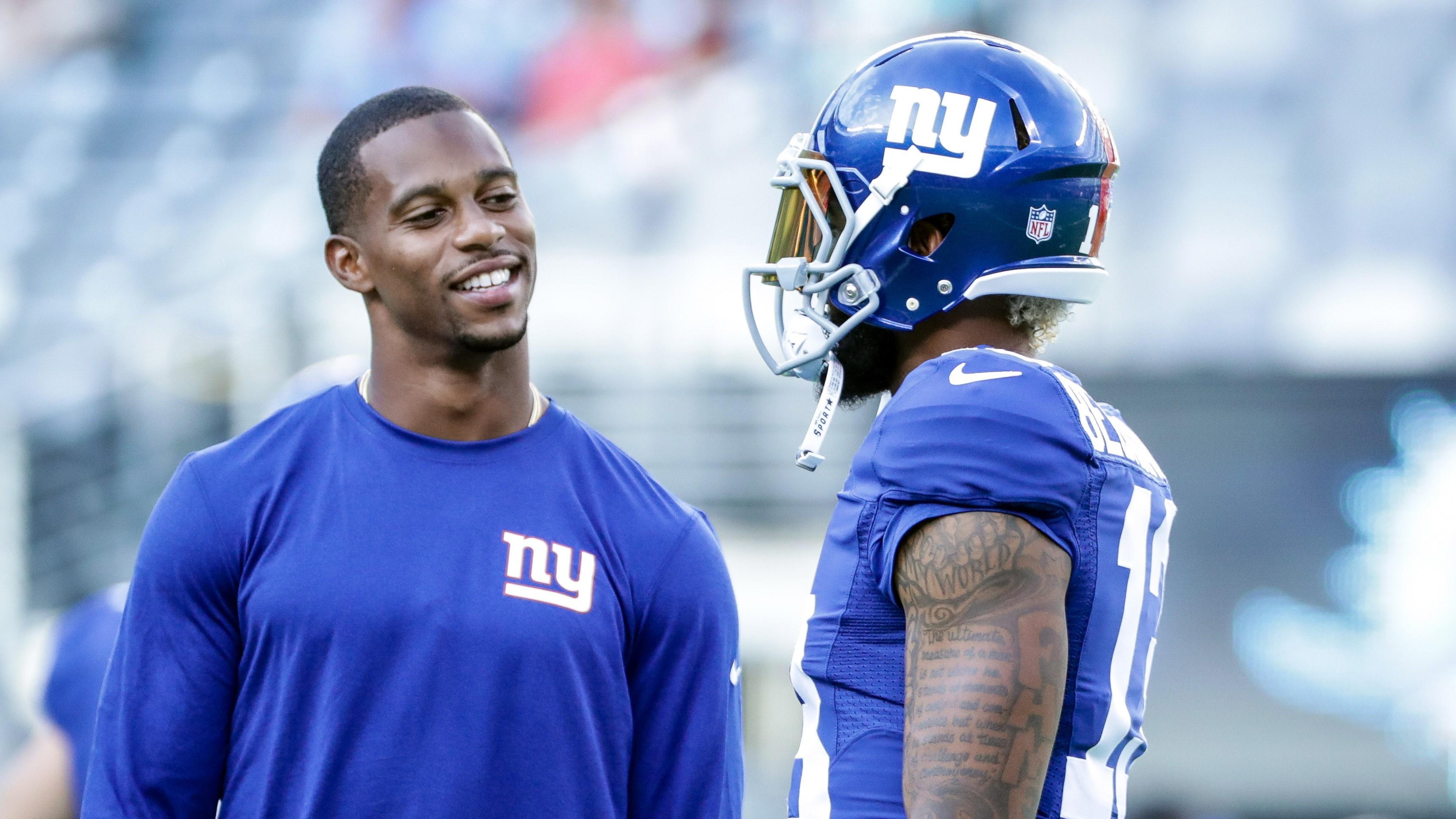 Aug 12, 2016; East Rutherford, NJ, USA; New York Giants wide receiver Victor Cruz (left) and wide receiver Odell Beckham (13) before the preseason game at MetLife Stadium. Mandatory Credit: Vincent Carchietta-USA TODAY Sports / Vincent Carchietta-USA TODAY Sports