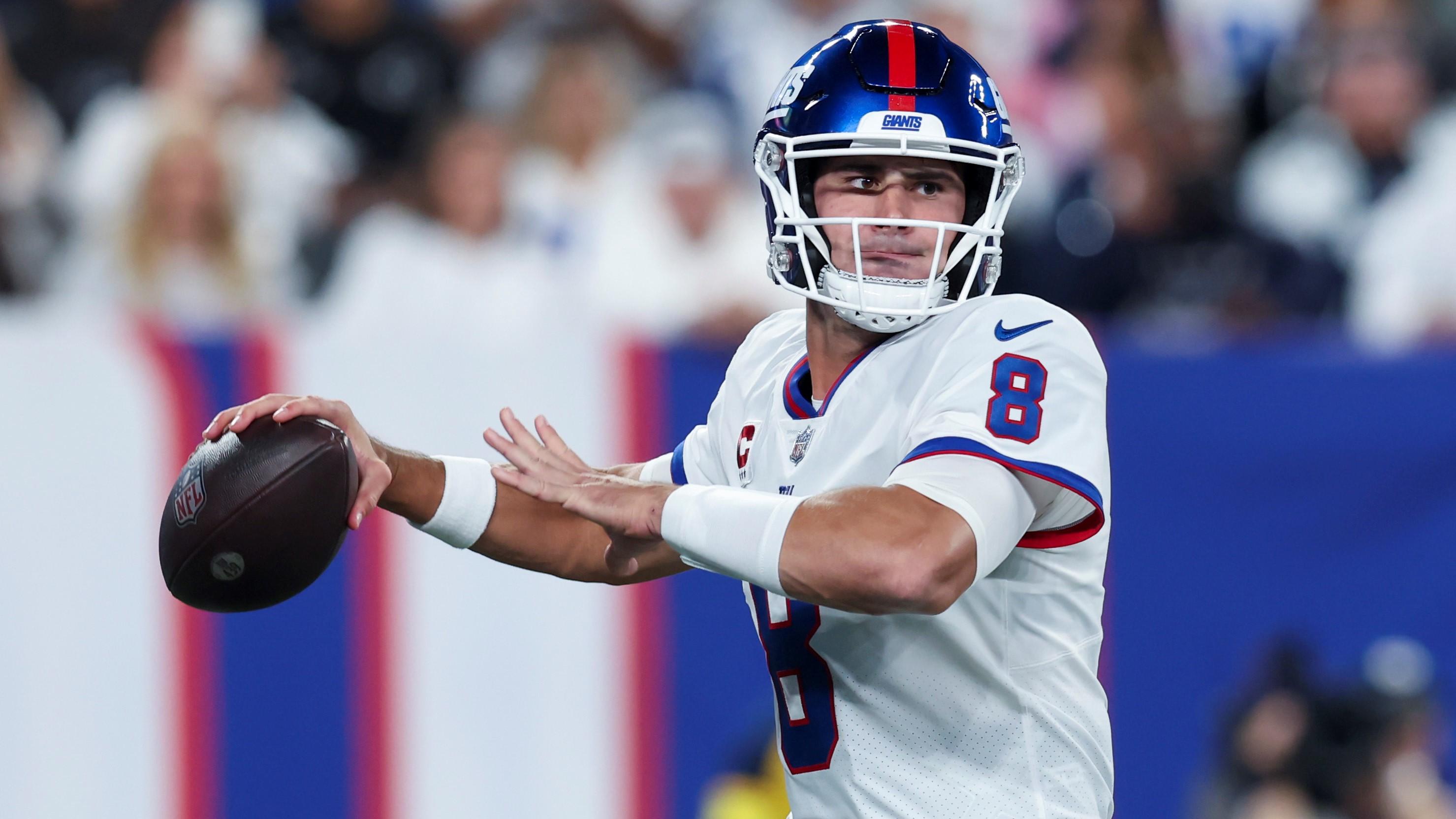 Sep 26, 2022; East Rutherford, New Jersey, USA; New York Giants quarterback Daniel Jones (8) throws during the first quarter against the Dallas Cowboys during the first quarter at MetLife Stadium. Mandatory Credit: Brad Penner-USA TODAY Sports / © Brad Penner-USA TODAY Sports
