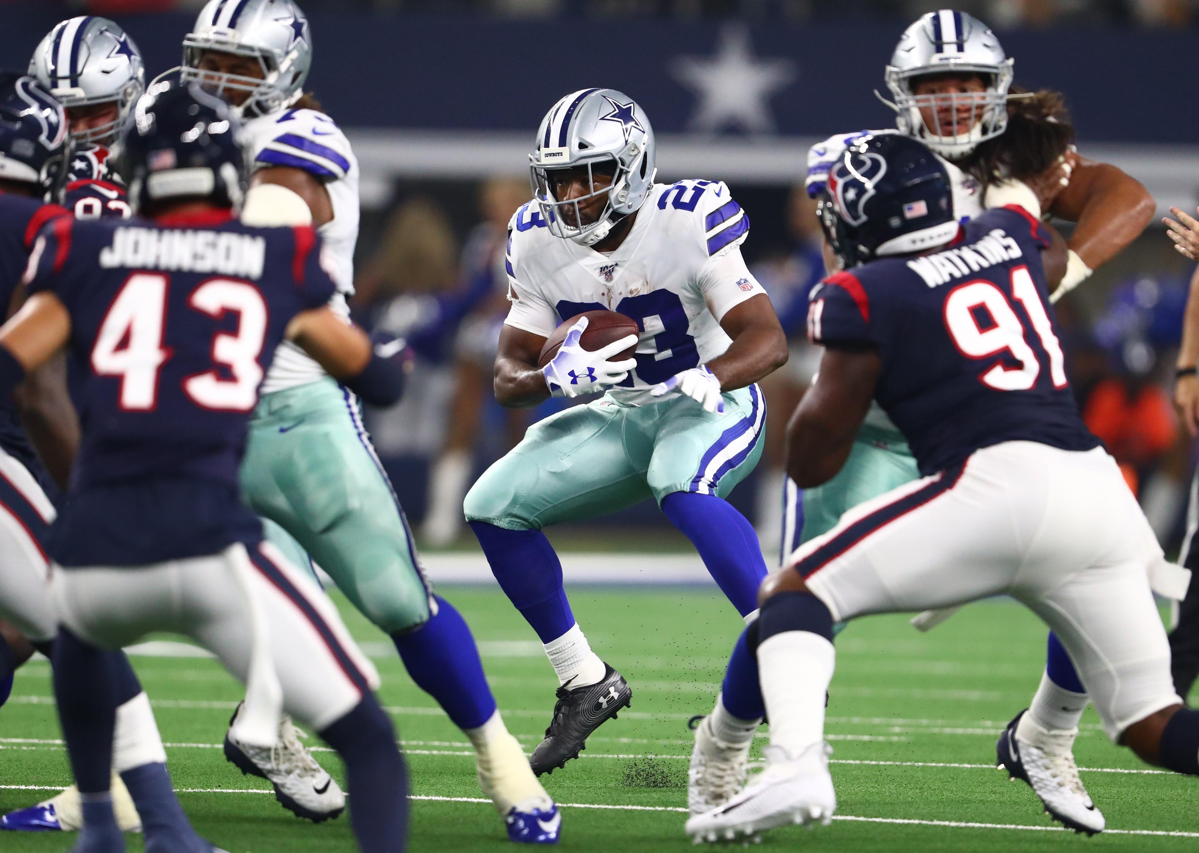Aug 24, 2019; Arlington, TX, USA; Dallas Cowboys running back Alfred Morris (23) runs with the ball in the second quarter against the Houston Texans at AT&T Stadium. Mandatory Credit: Matthew Emmons-USA TODAY Sports / © Matthew Emmons-USA TODAY Sports