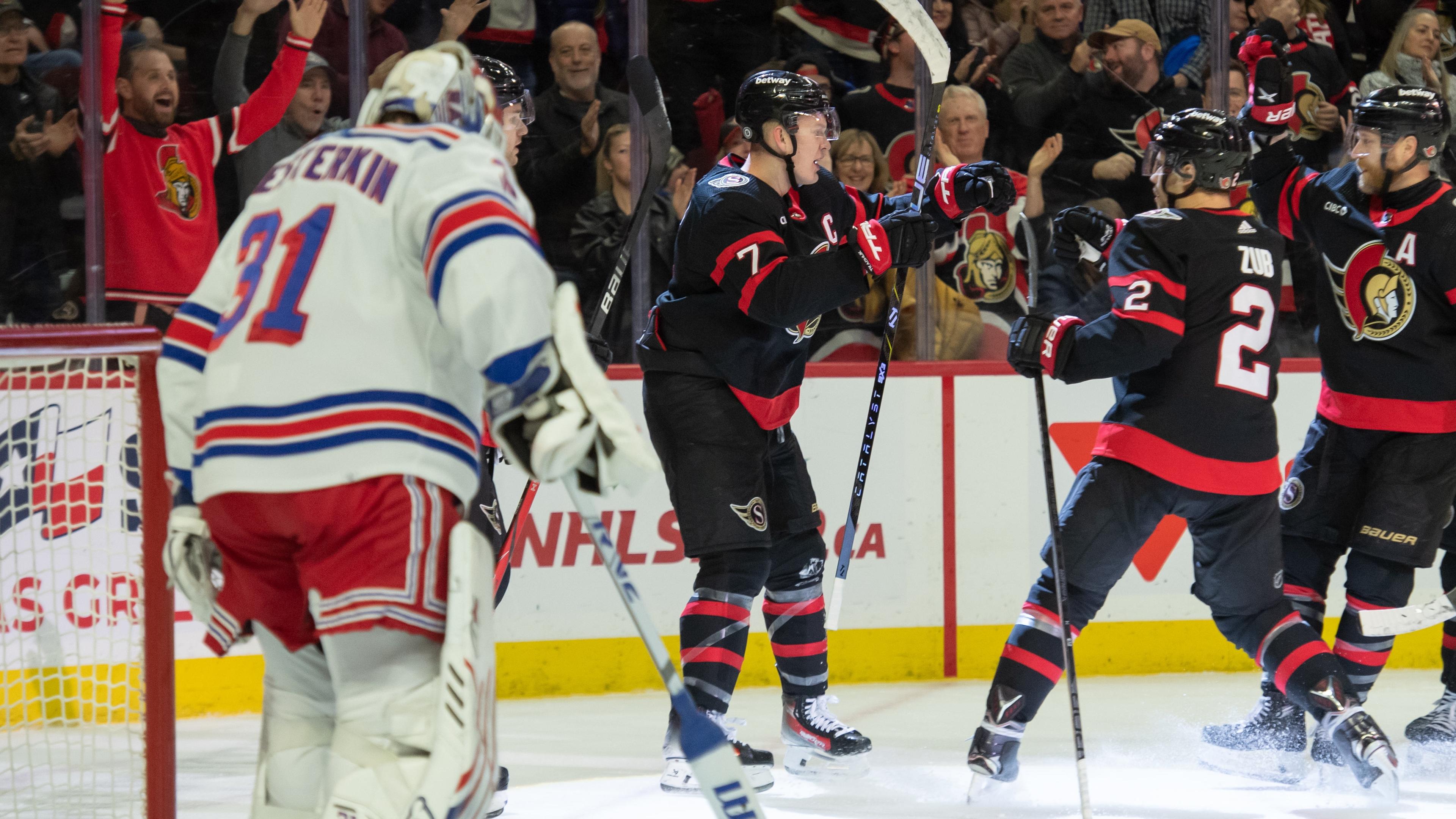 Ottawa Senators left wing Brady Tkachuk (7) celebrates with team his goal scored against New York Rangers goalie Igor Shesterkin (31) in the first period at the Canadian Tire Centre / Mark DesRosiers - USA TODAY Sports