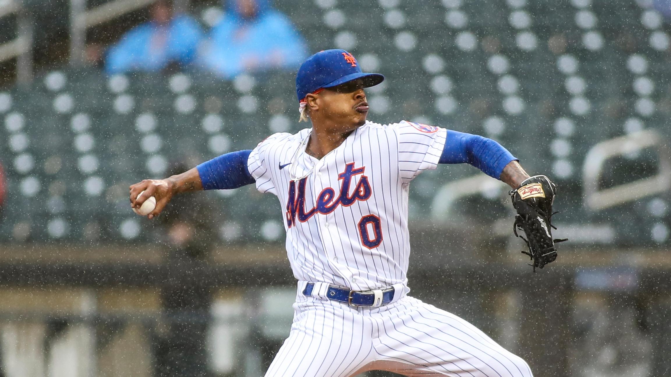 New York Mets pitcher Marcus Stroman (0) pitches in the first inning against the Miami Marlins prior to a rain delay being called at Citi Field. / Wendell Cruz-USA TODAY Sports
