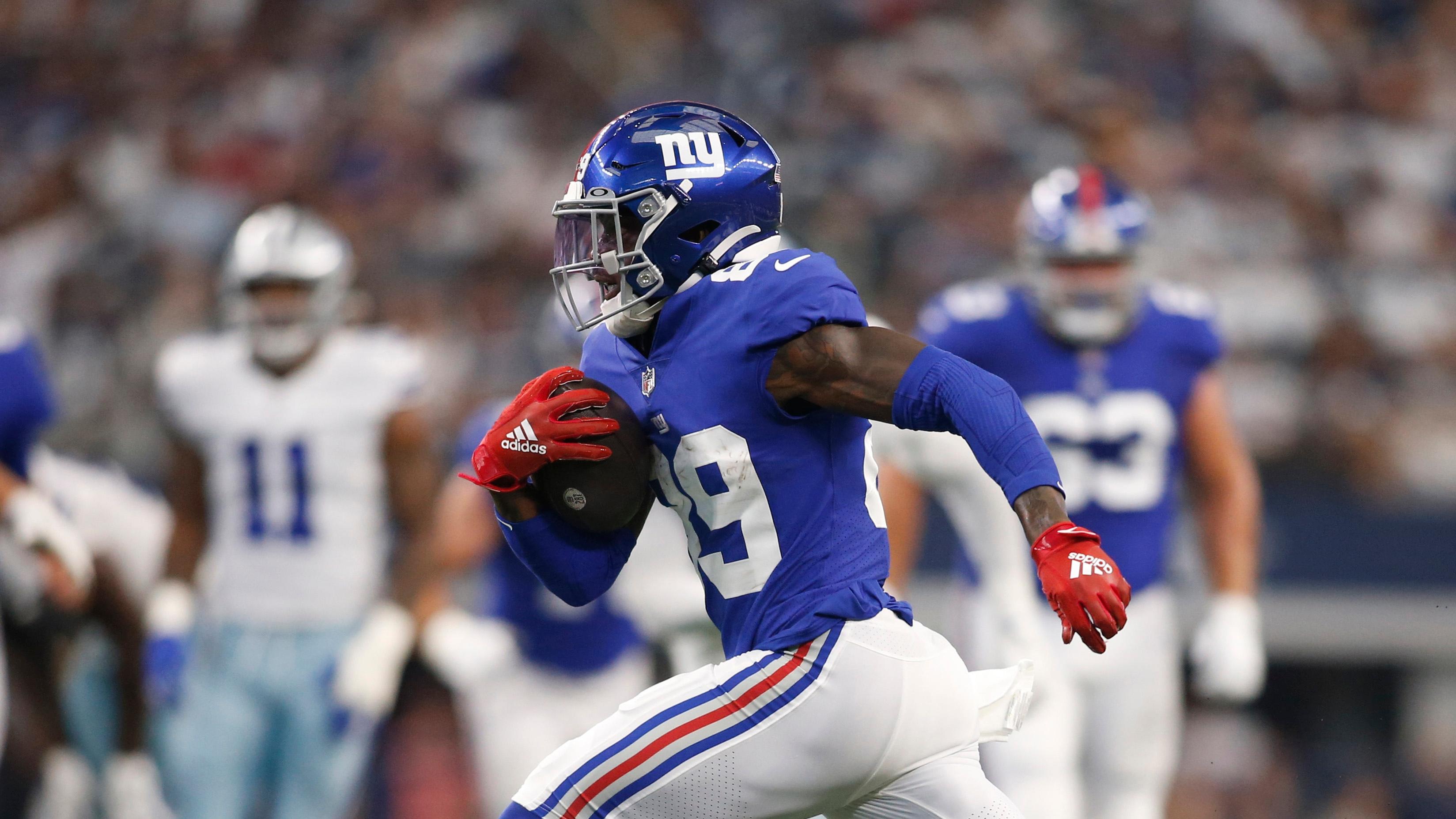 New York Giants wide receiver Kadarius Toney (89) runs after making a catch in the second quarter against the Dallas Cowboys at AT&T Stadium. / Tim Heitman-USA TODAY Sports