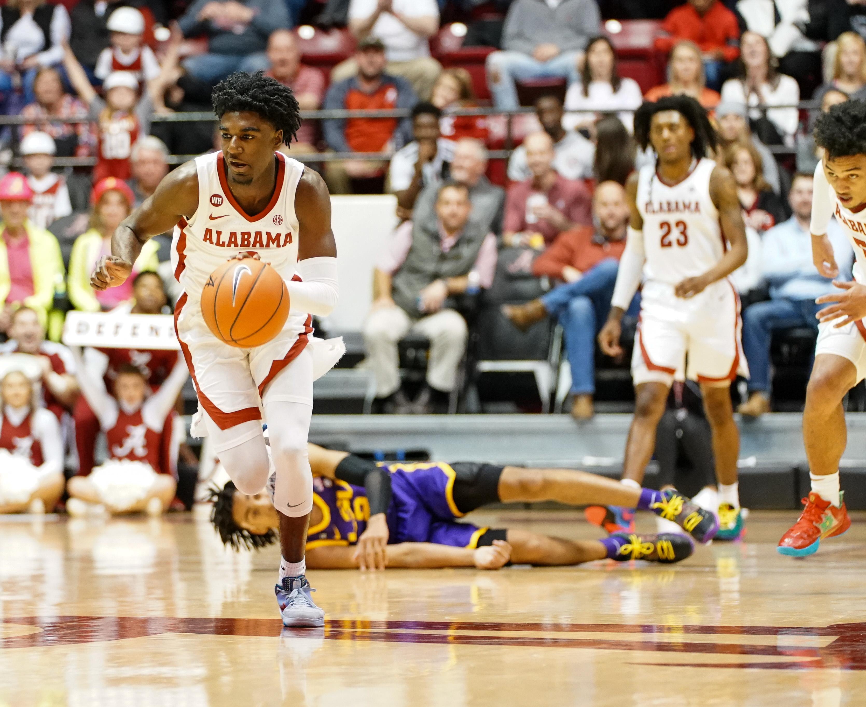 Feb 15, 2020; Tuscaloosa, Alabama, USA; Alabama Crimson Tide guard Kira Lewis Jr. (2) drives the ball to the basket against LSU Tigers during the second half at Coleman Coliseum. Mandatory Credit: Marvin Gentry-USA TODAY Sports / © Marvin Gentry-USA TODAY Sports