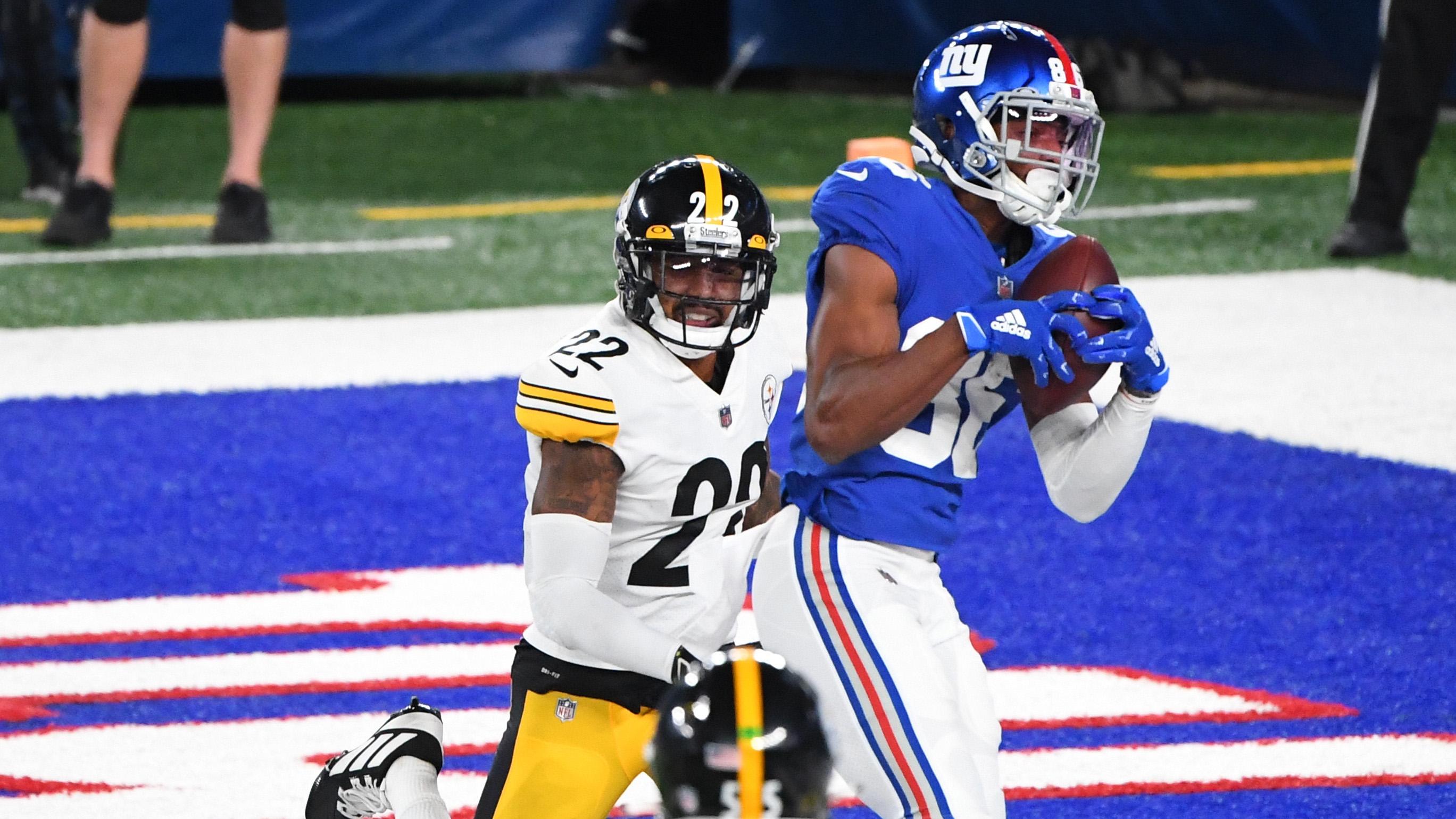 Darius Slayton hauls in touchdown catch vs. Steelers / USA TODAY