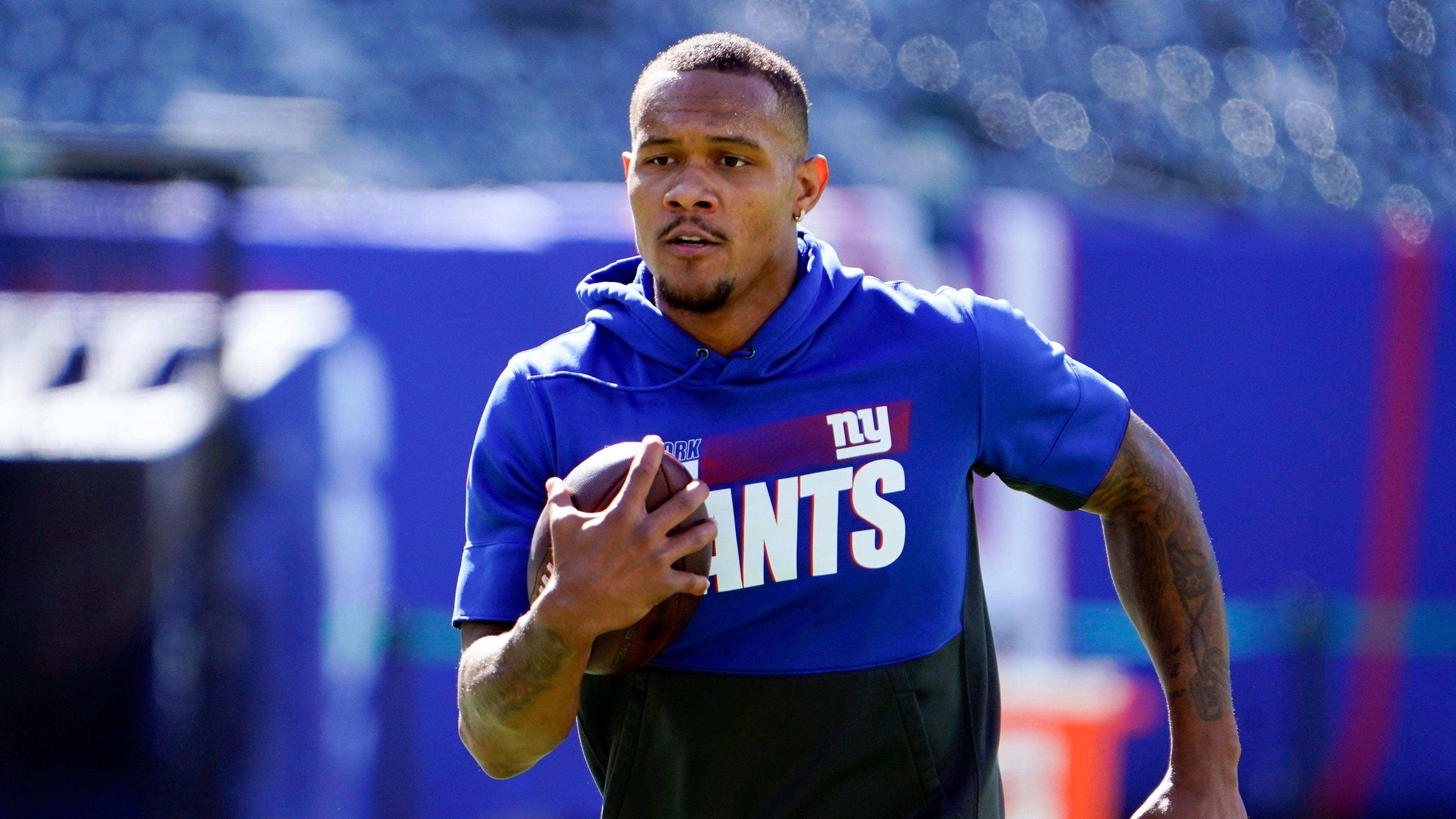 New York Giants wide receiver Kenny Golladay warms up on the field before the game at MetLife Stadium on Sunday, Sept. 26, 2021, in East Rutherford. Nyg Vs Atl / Danielle Parhizkaran/NorthJersey.com via Imagn Content Services, LLC