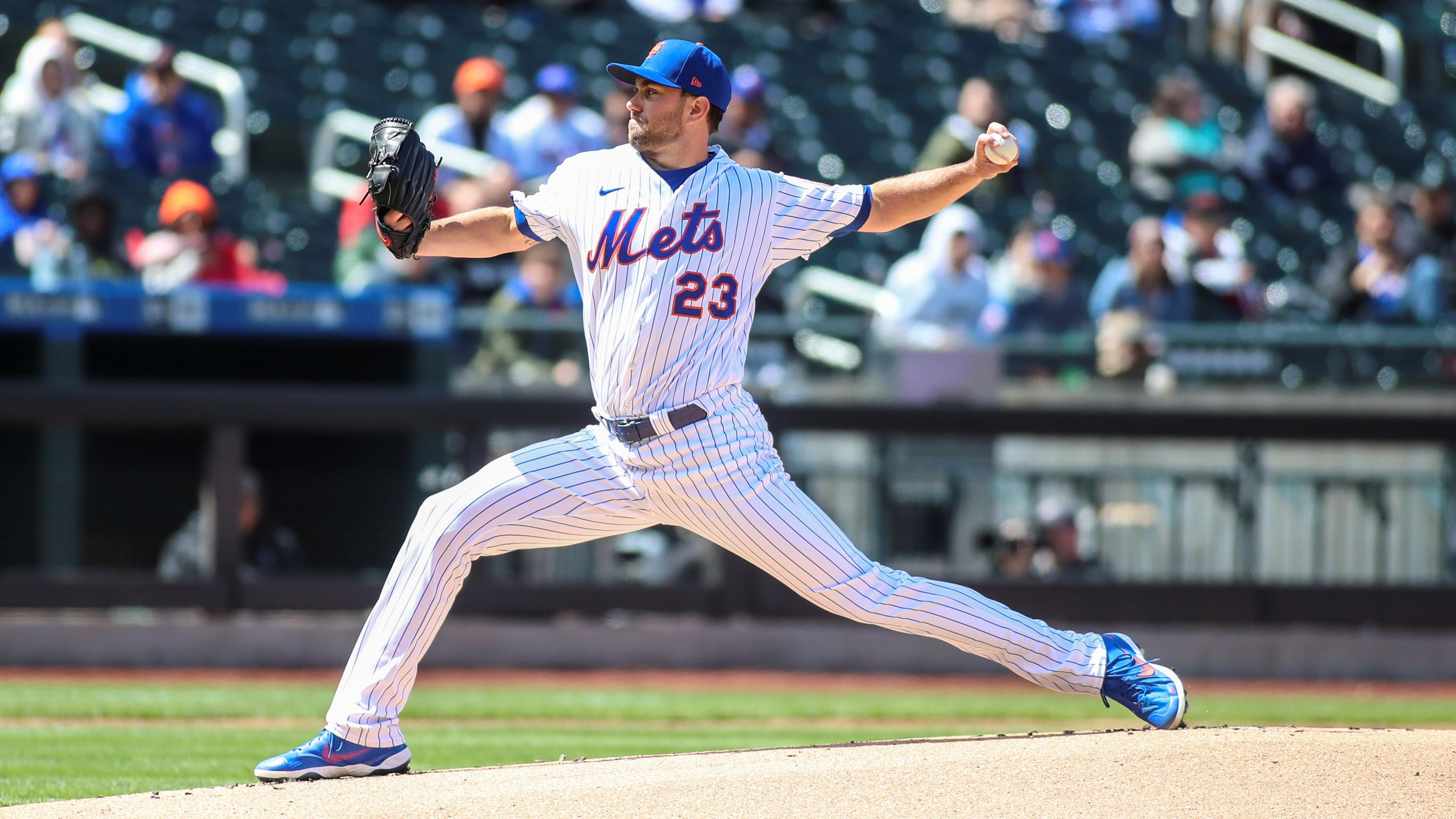 New York Mets starting pitcher David Peterson (23) pitches in the first inning against the Arizona Diamondbacks at Citi Field. / Wendell Cruz-USA TODAY Sports