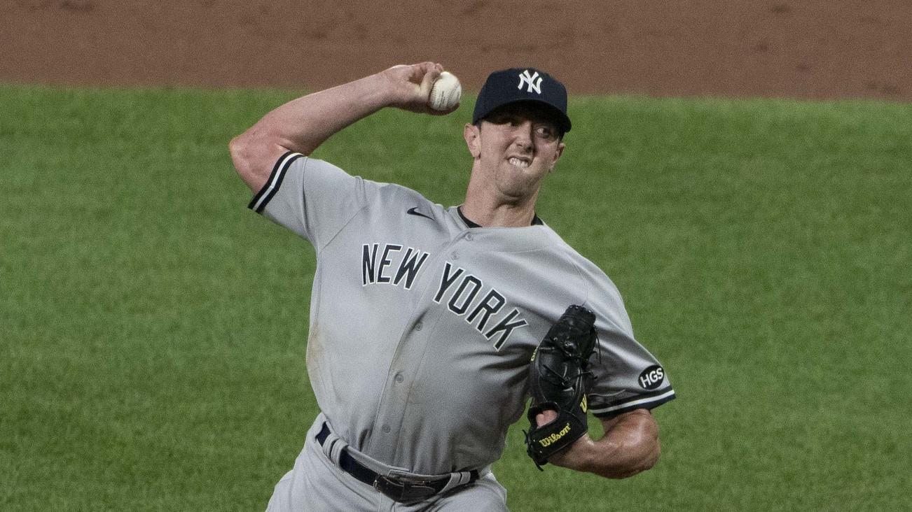 New York Yankees relief pitcher Brooks Kriske (82) delivers a pitch in the ninth inning against the Baltimore Orioles at Oriole Park at Camden Yards. / Tommy Gilligan-USA TODAY Sports