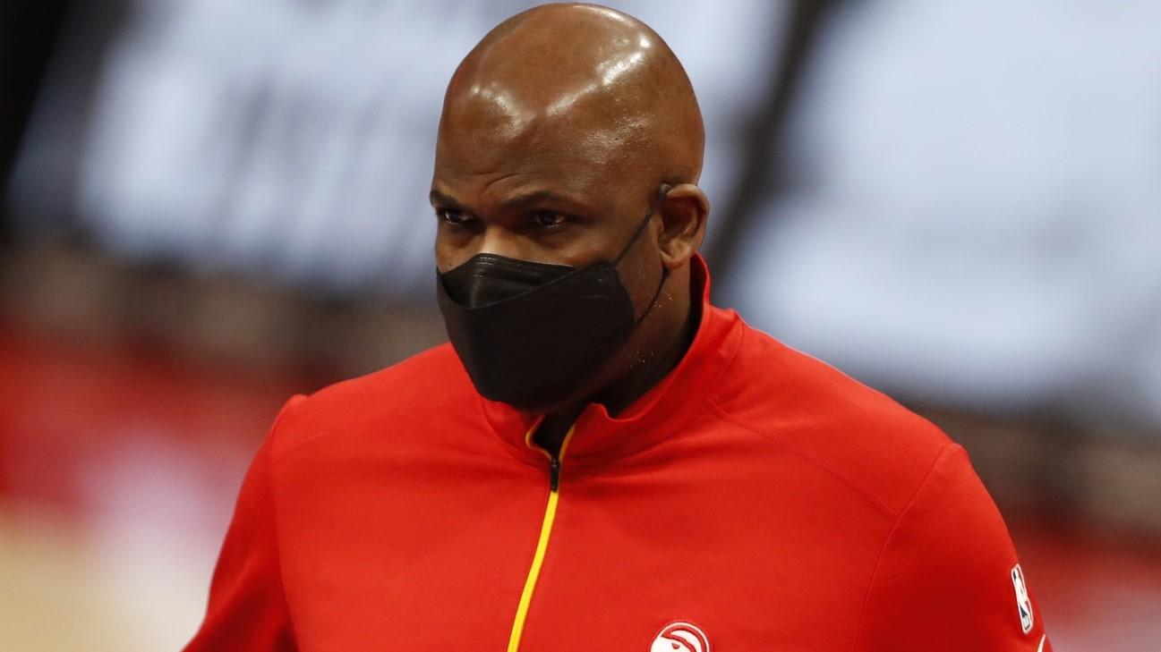 Apr 26, 2021; Detroit, Michigan, USA; Atlanta Hawks head coach Nate McMillan walks to the locker room just after the second quarter against the Detroit Pistons at Little Caesars Arena / Raj Mehta-USA TODAY Sports