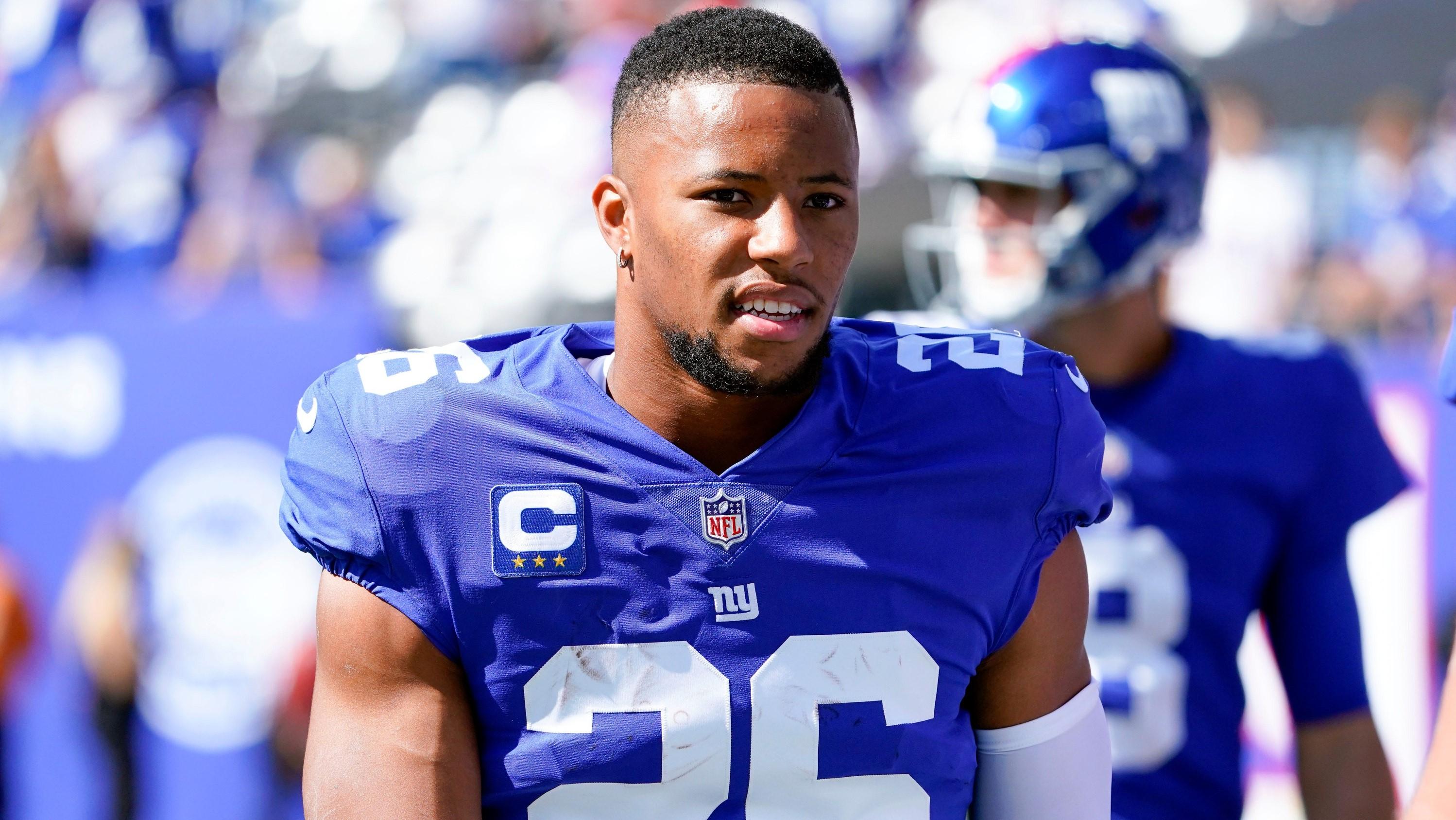 New York Giants running back Saquon Barkley (26) on the field before the game at MetLife Stadium on Sunday, Sept. 26, 2021, in East Rutherford. / Danielle Parhizkaran/NorthJersey.com