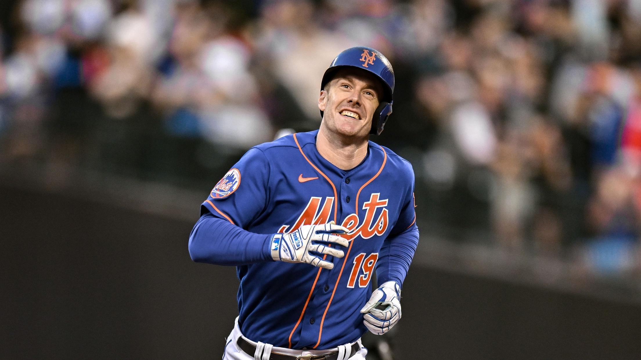 New York Mets left fielder Mark Canha (19) reacts after hitting a two-run home run against the Philadelphia Phillies during the third inning at Citi Field. / John Jones-USA TODAY Sports