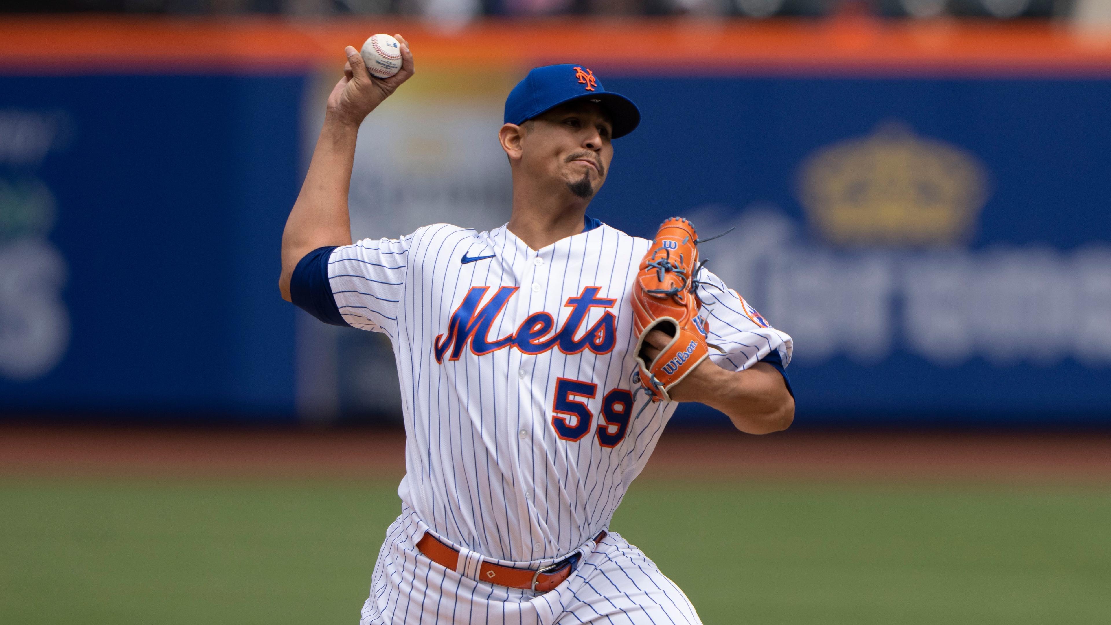 New York Mets pitcher Carlos Carrasco (59) delivers a pitch against the San Francisco Giants during the first inning at Citi Field. / Gregory Fisher-USA TODAY Sports