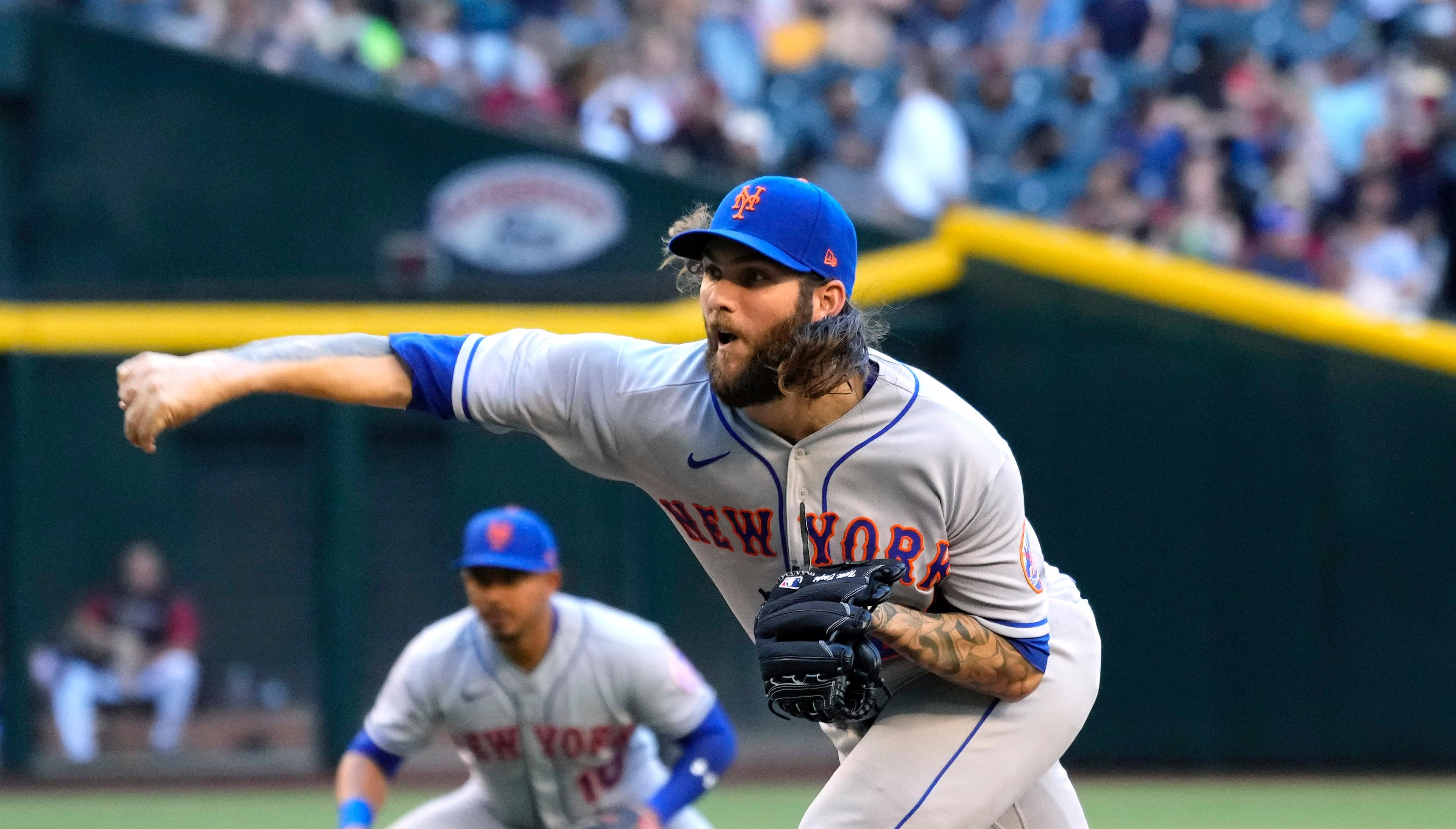 New York Mets starting pitcher Trevor Williams (29) throws against the Arizona Diamondbacks in the first inning at Chase Field. / Rick Scuteri-USA TODAY Sports