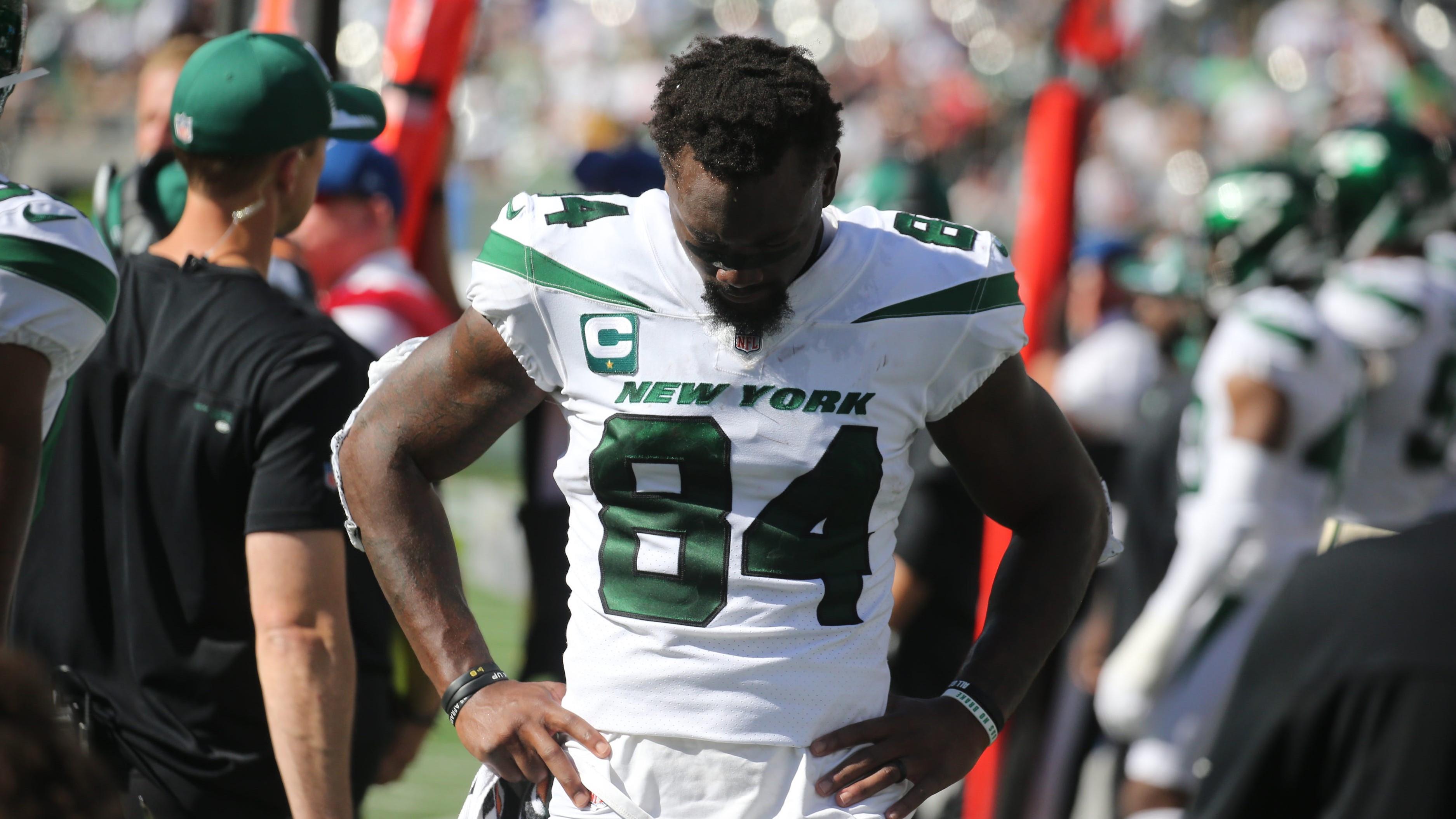 Corey Davis of the Jets on the sidelines in the second half as the New England Patriots defeated the NY Jets 25-6 at MetLife Stadium in East Rutherford, NJ on September 19, 2021. / Chris Pedota, NorthJersey.com via Imagn Content Services, LLC