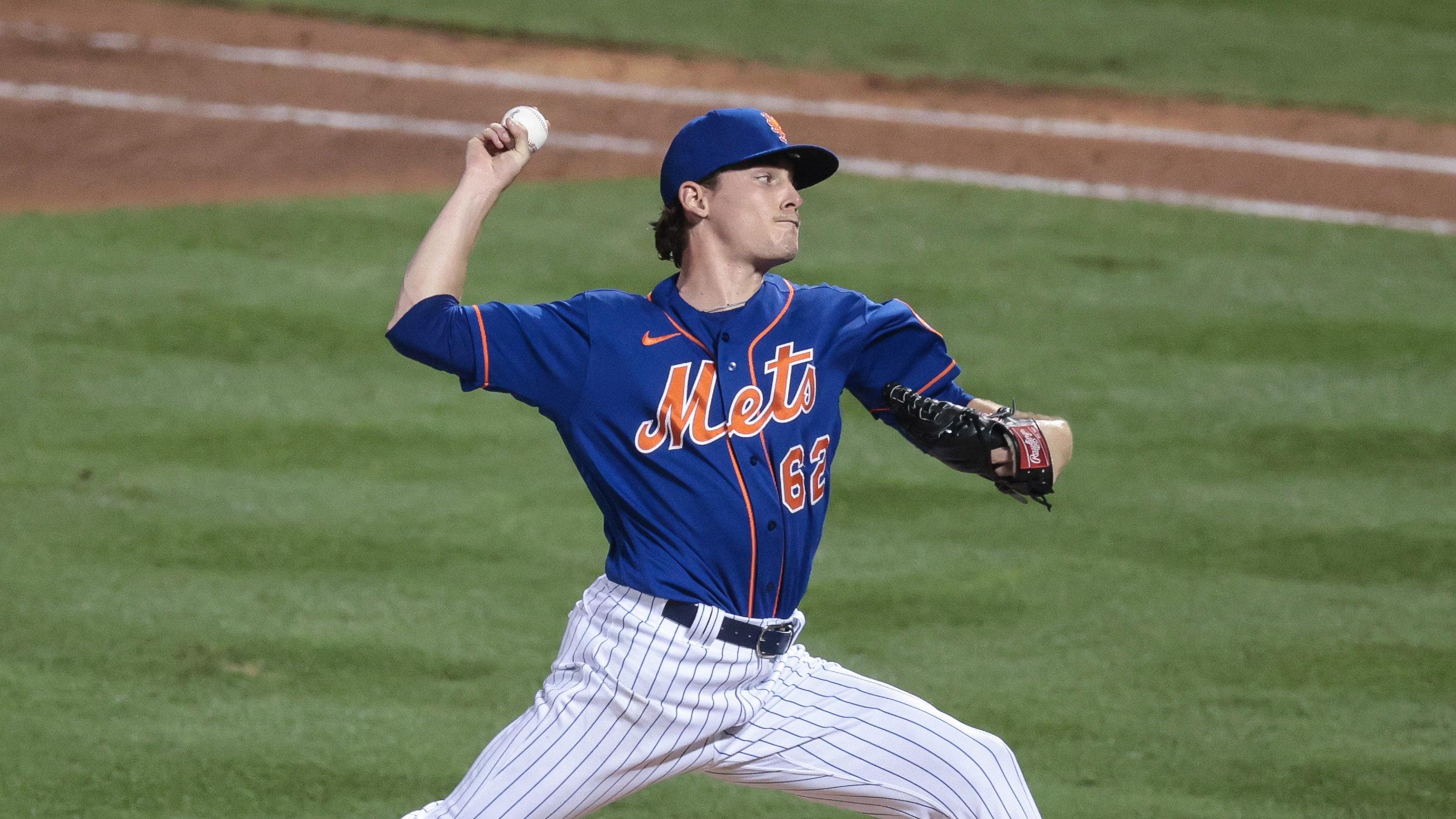 New York Mets relief pitcher Drew Smith (62) throws a pitch during top of the eight inning inning against the Washington Nationals at Citi Field. / USA TODAY Sports