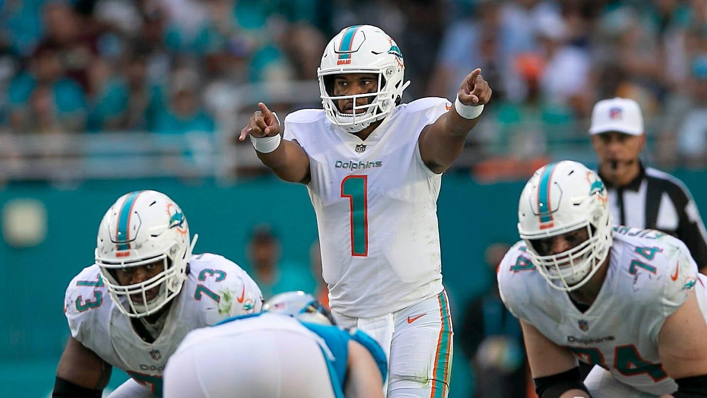 Miami Dolphins quarterback Tua Tagovailoa (1) in action agains the Carolina Panthers during NFL game at Hard Rock Stadium Sunday in Miami Gardens. Carolina Panthers V Miami Dolphins 31 / © BILL INGRAM /THE PALM BEACH POST / USA TODAY NETWORK