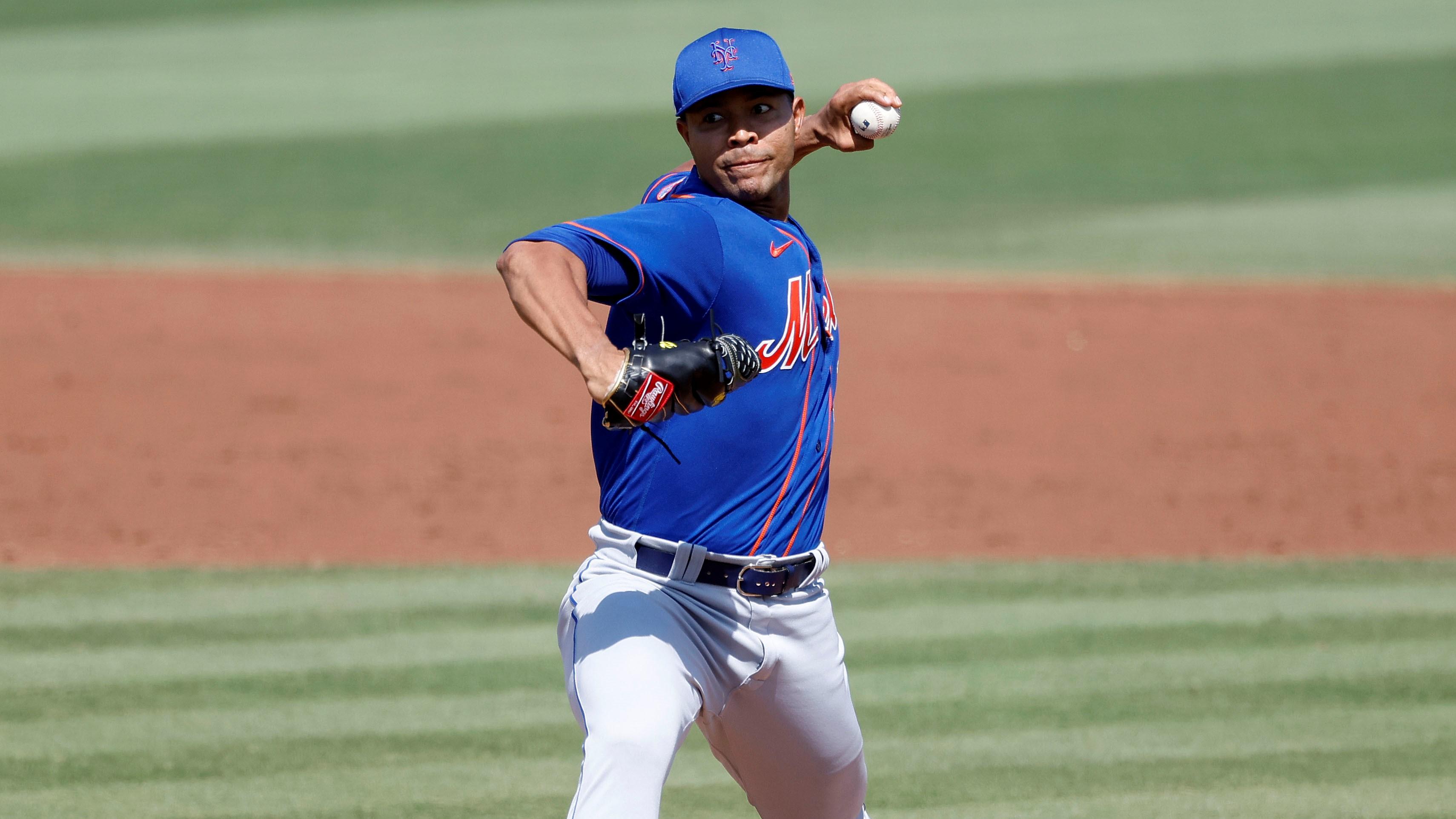 Mar 5, 2023; Jupiter, Florida, USA; New York Mets pitcher Jose Quintana (62) pitches against the St. Louis Cardinals in the third inning at Roger Dean Stadium. Mandatory Credit: Rhona Wise-USA TODAY Sports / © Rhona Wise-USA TODAY Sports