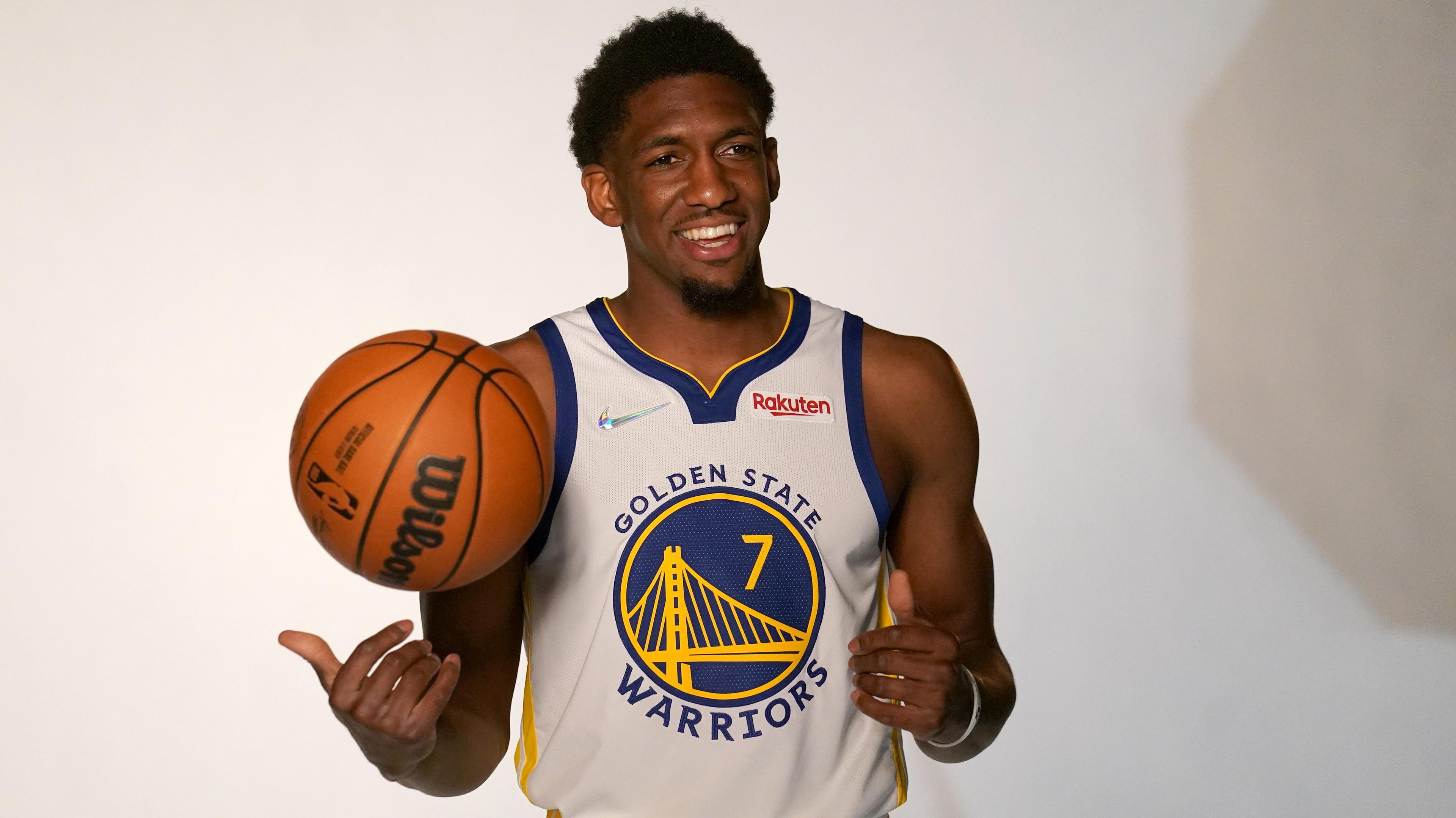 Golden State Warriors guard Langston Galloway (7) during Media Day at the Chase Center. / Cary Edmondson-USA TODAY Sports