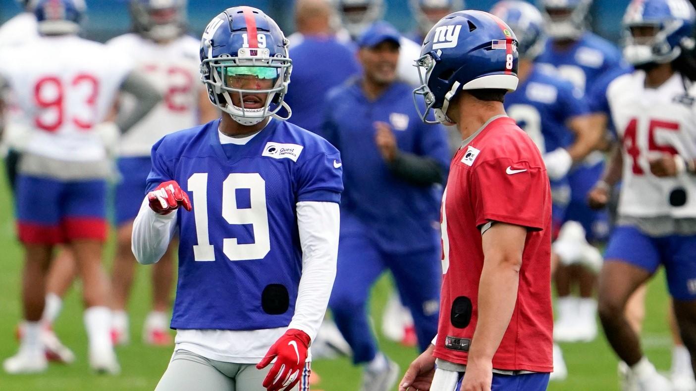 New York Giants wide receiver Kenny Golladay (19) and quarterback Daniel Jones (8) talk during OTA practice at the Quest Diagnostics Training Center on Friday, June 4, 2021, in East Rutherford. / Danielle Parhizkaran/NorthJersey.com via Imagn Content Services, LLC